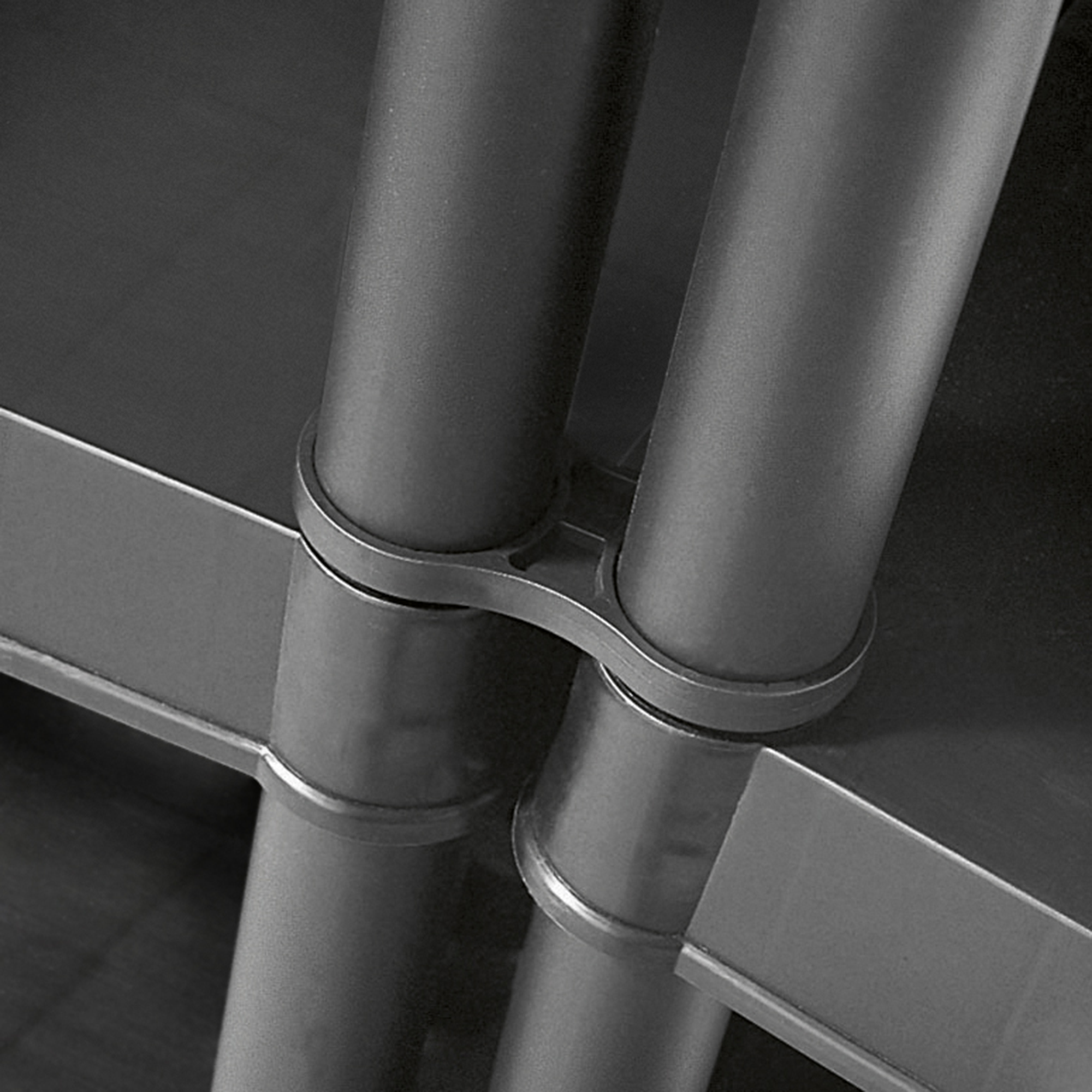 Estante em PVC preto 4 prateleiras 135x60x30 cm 100 kg Spaceo Dark - 7