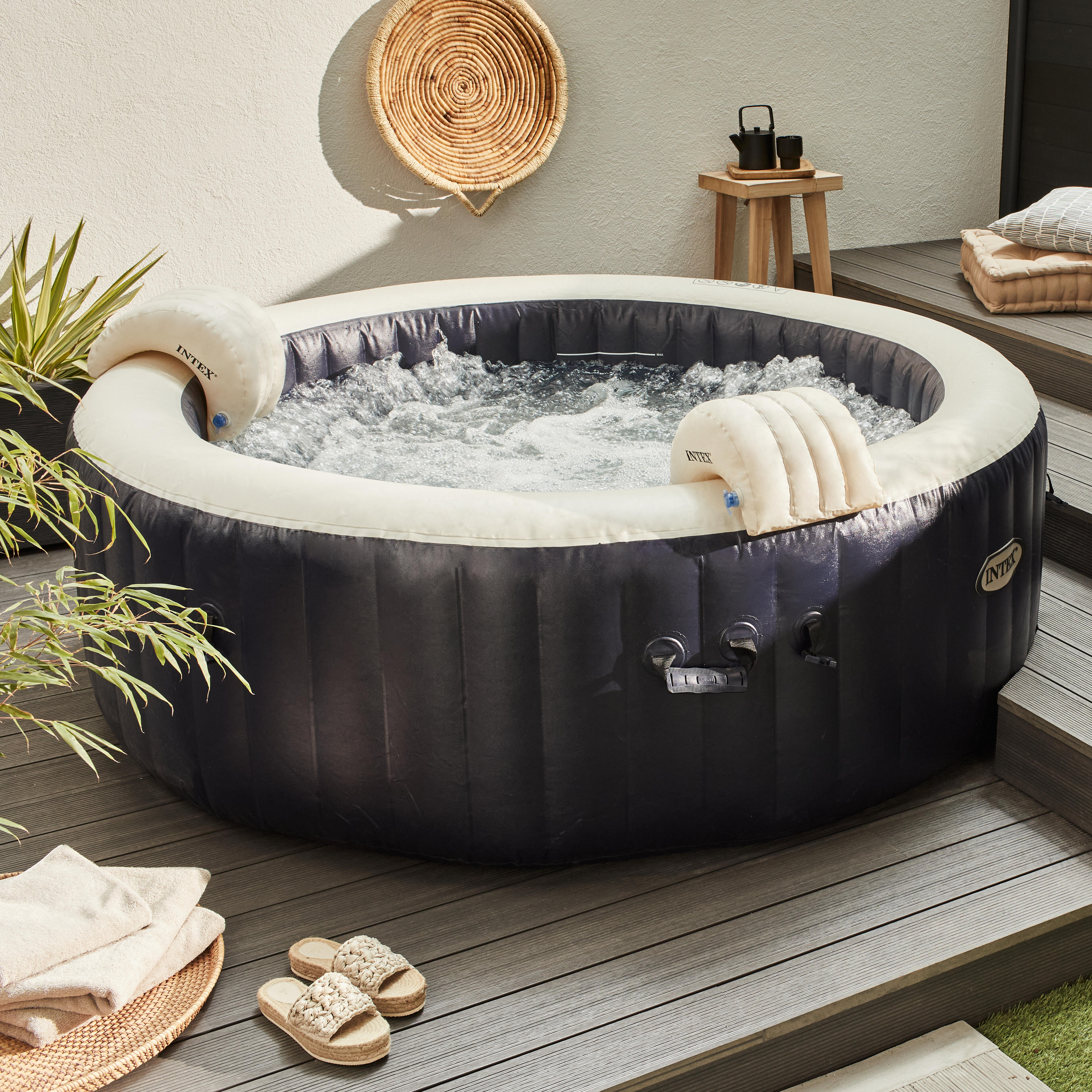 Pure Spa gonflable INTEX Blue Navy rond 4 places + Kit d'entretien - 4
