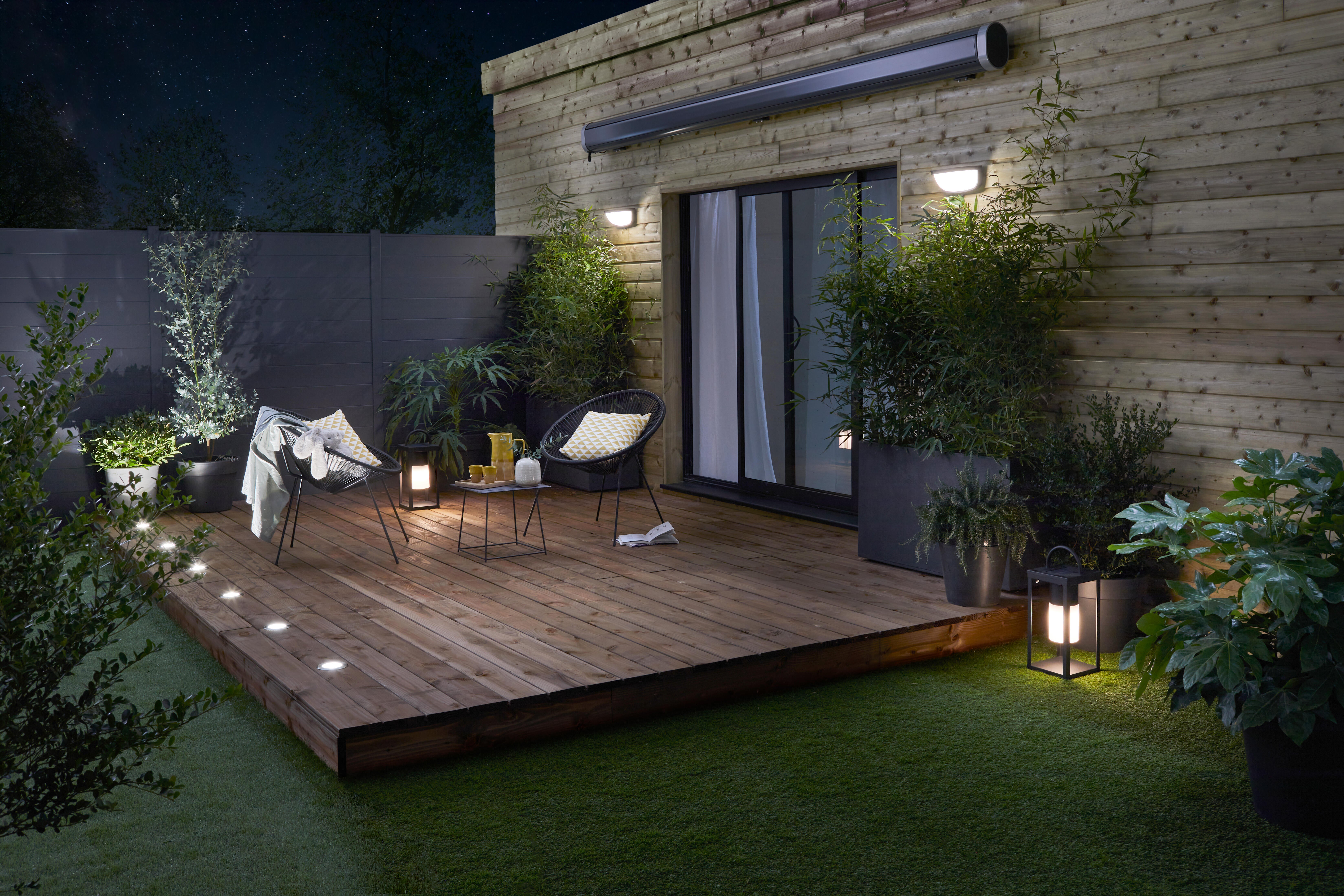 Candeeiro de parede solar 900lm IP44 27X12,3 cm preto Inspire - 3