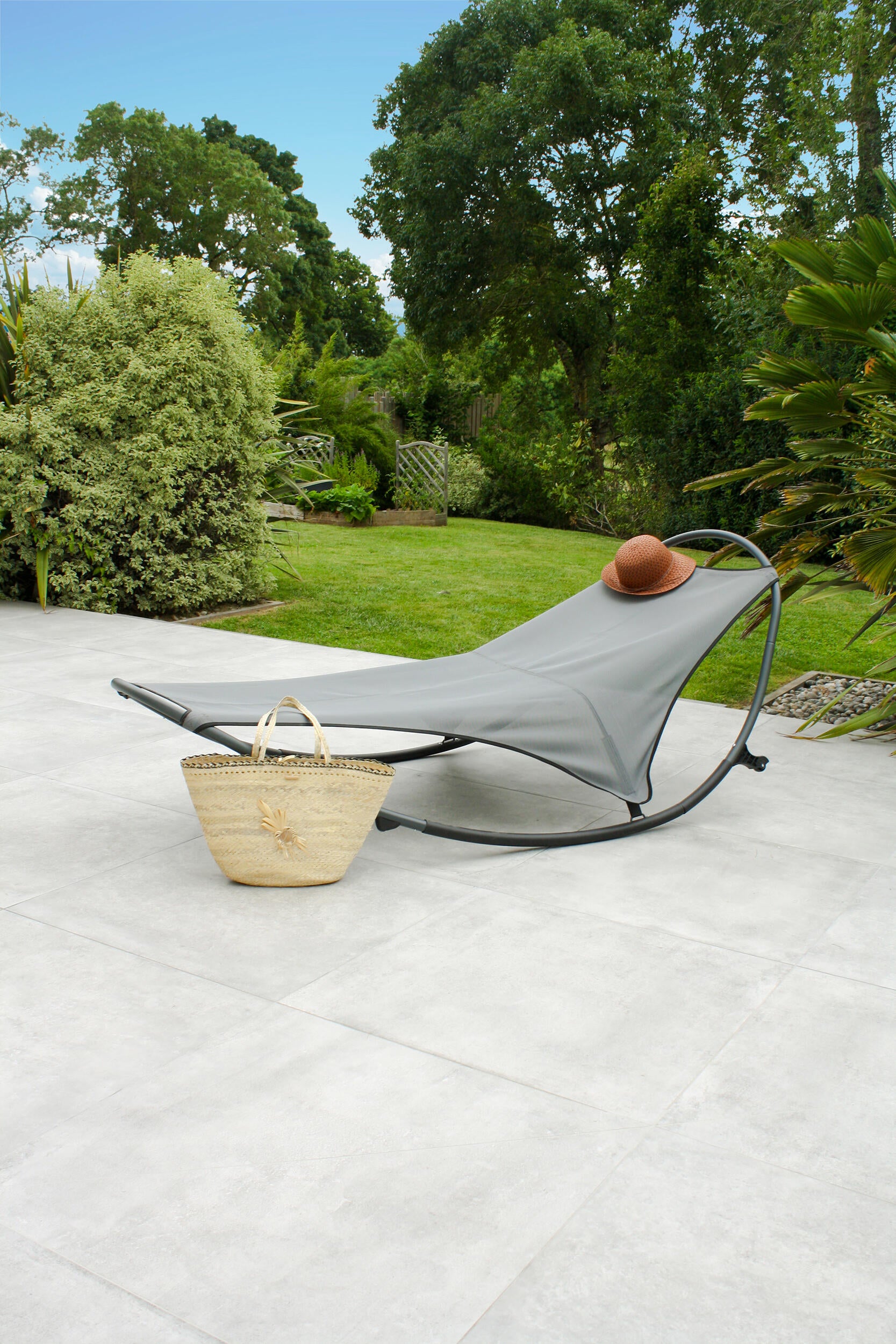 Bain de soleil basculant HENDAYE en acier gris - DCB GARDEN - 4