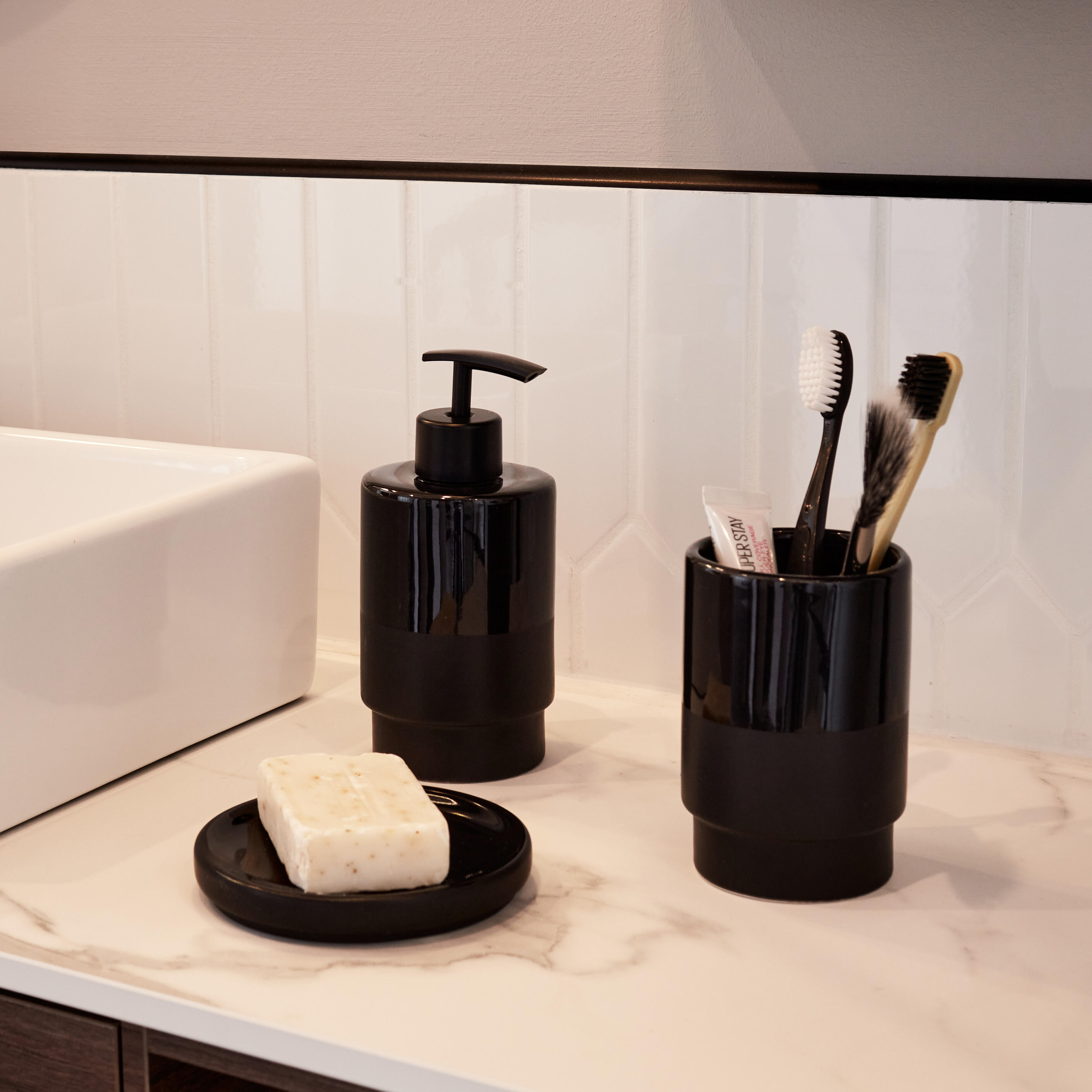 Top per lavabo Neo SENSEA L 121 x H 1.2 x P 48.5 cm bianco stratificato, effetto pietra naturale - 7