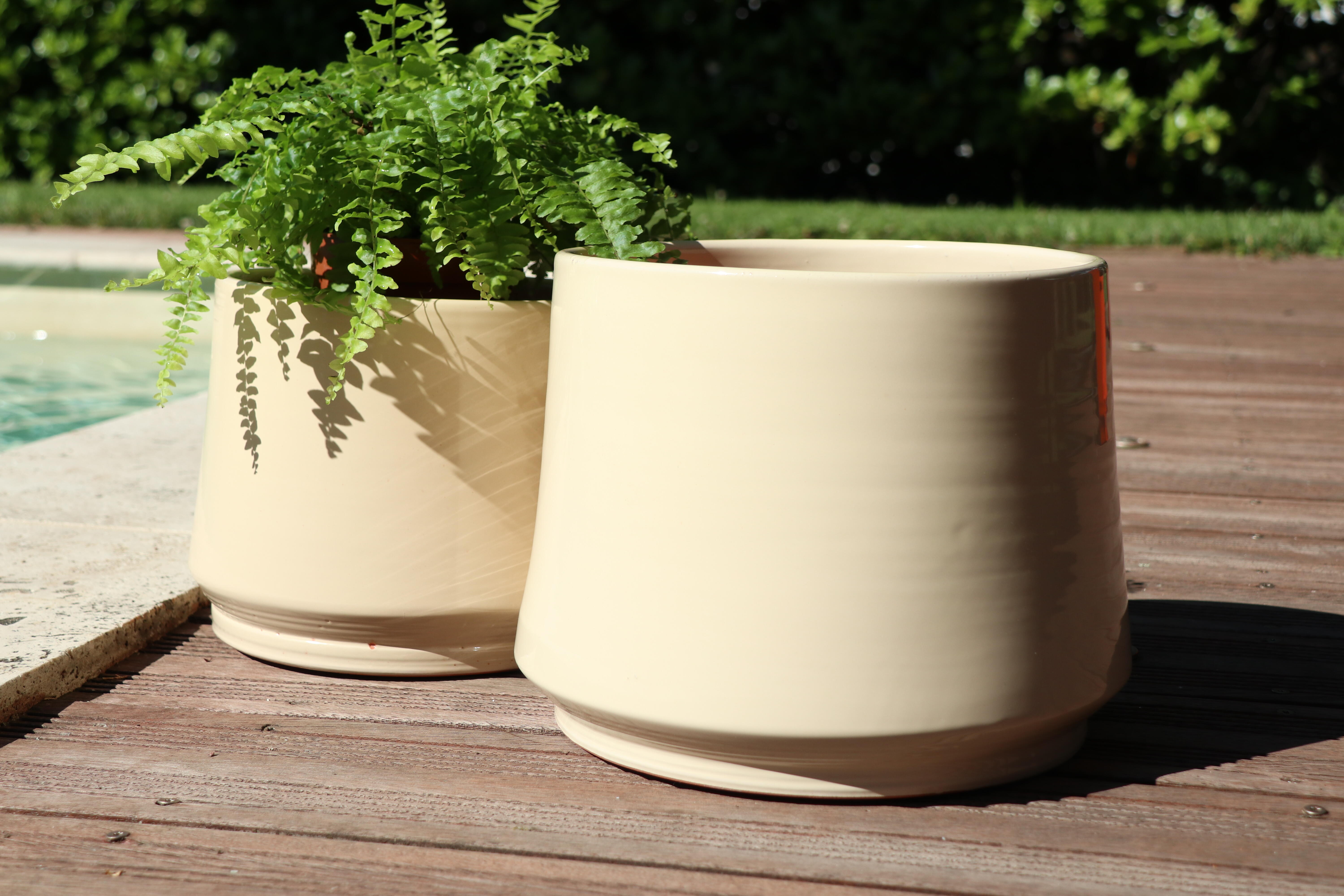 Poterie Jardin Terre Cuite émaillée Géante D64x88 Pot terre cuite émaillée Ephemere a fleur de peau creme d21.5 | Leroy