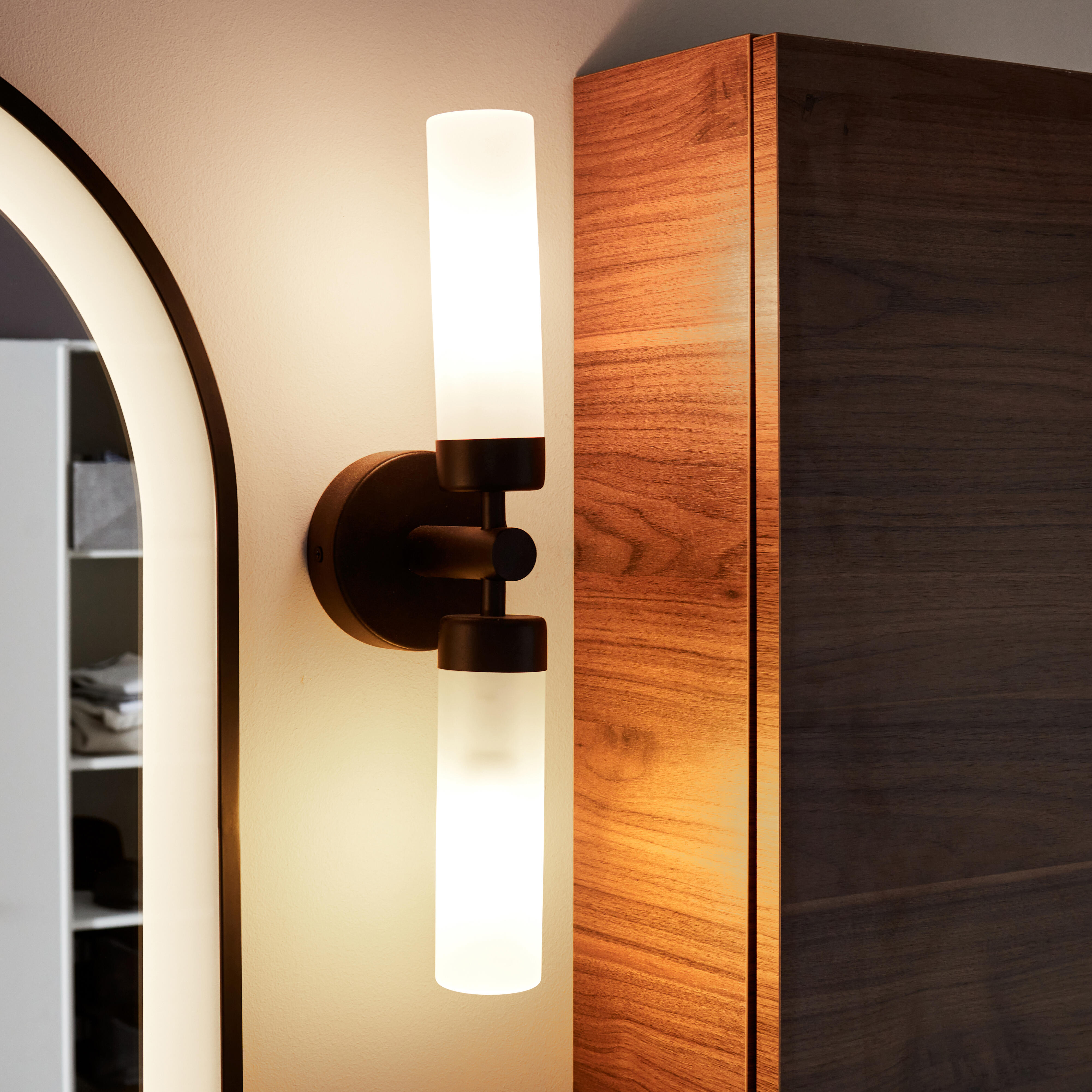 Miroir lumineux ovale noir l.50 x H.90 cm Swann, Tactile, Anti-buée, Variateur - 10