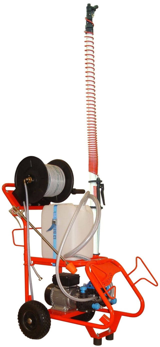 Location d'un pulvérisateur électrique avec réservoir.