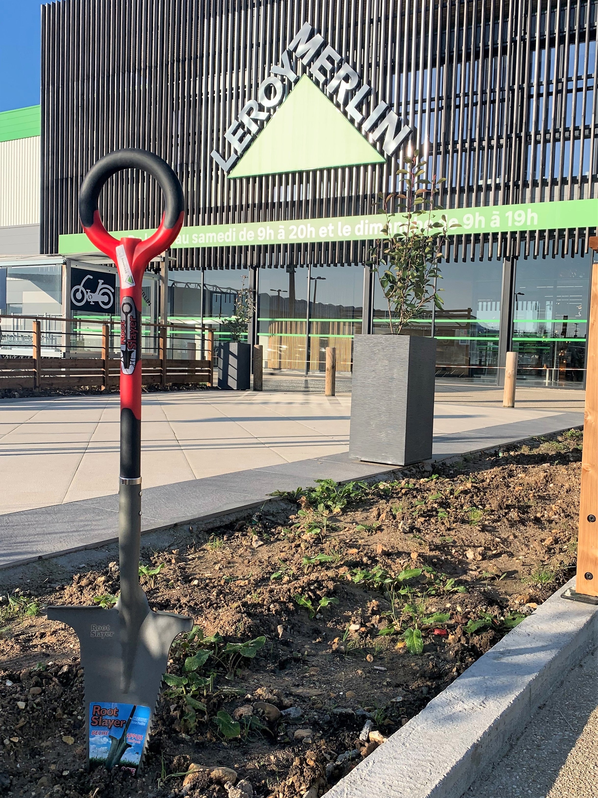 Bêche acier carbone manche composite multifonction Root Slayer - 2