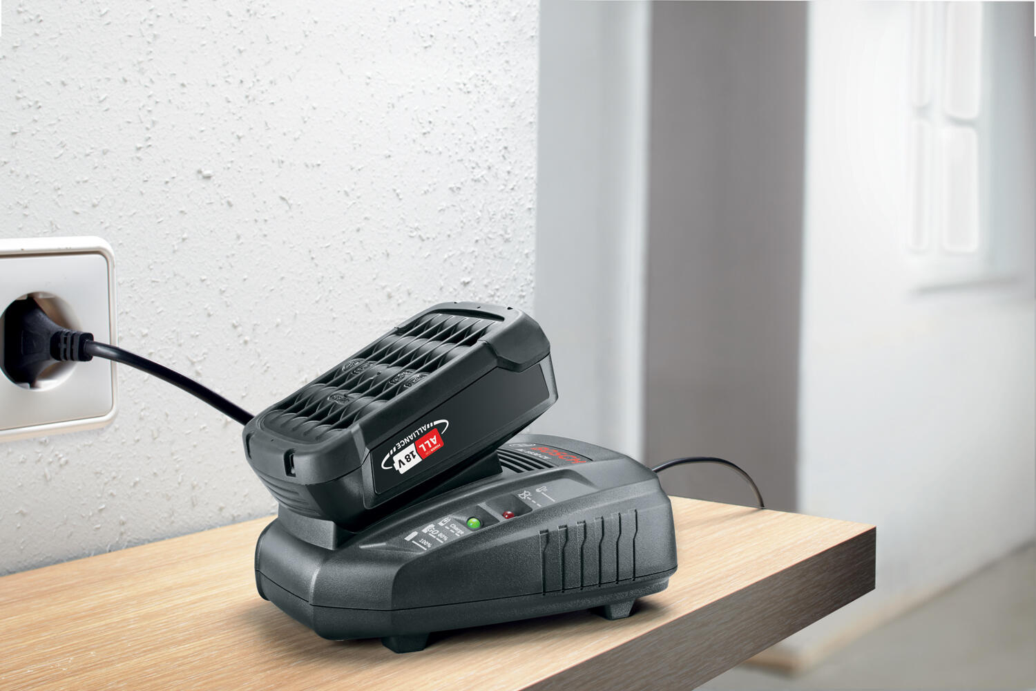 Chargeur rapide BOSCH lithium-ion, 18 V 2,5ah al 1830cv - 3