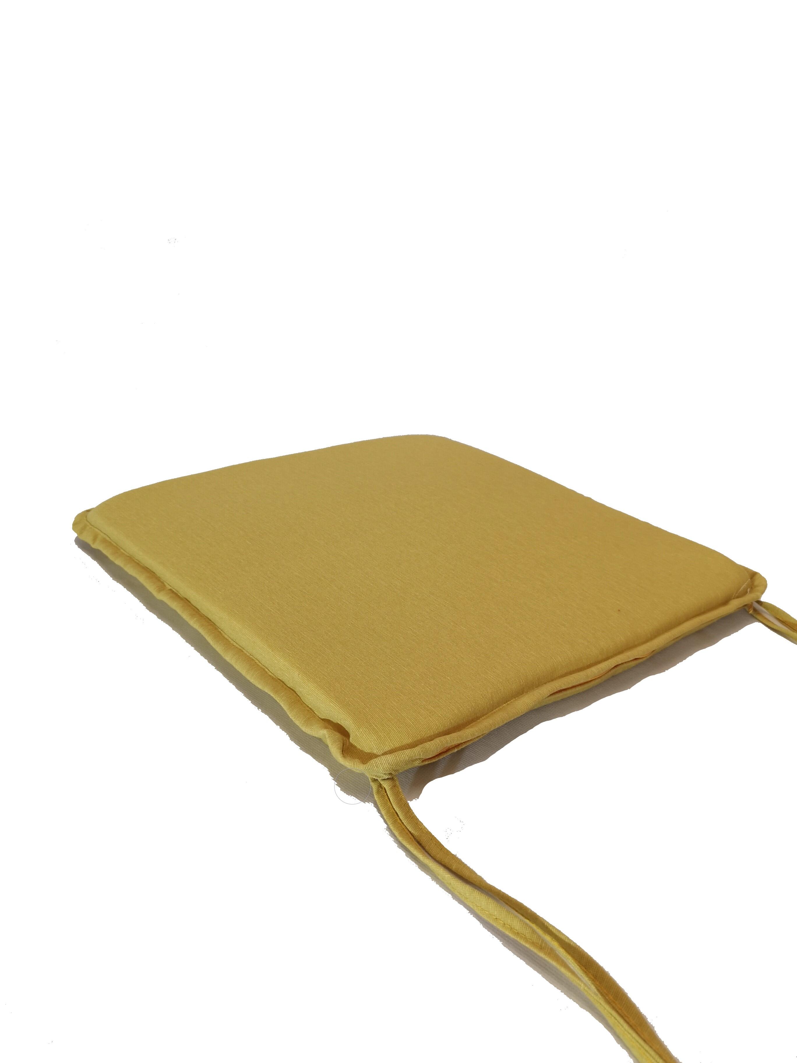 Amarelo / dourado