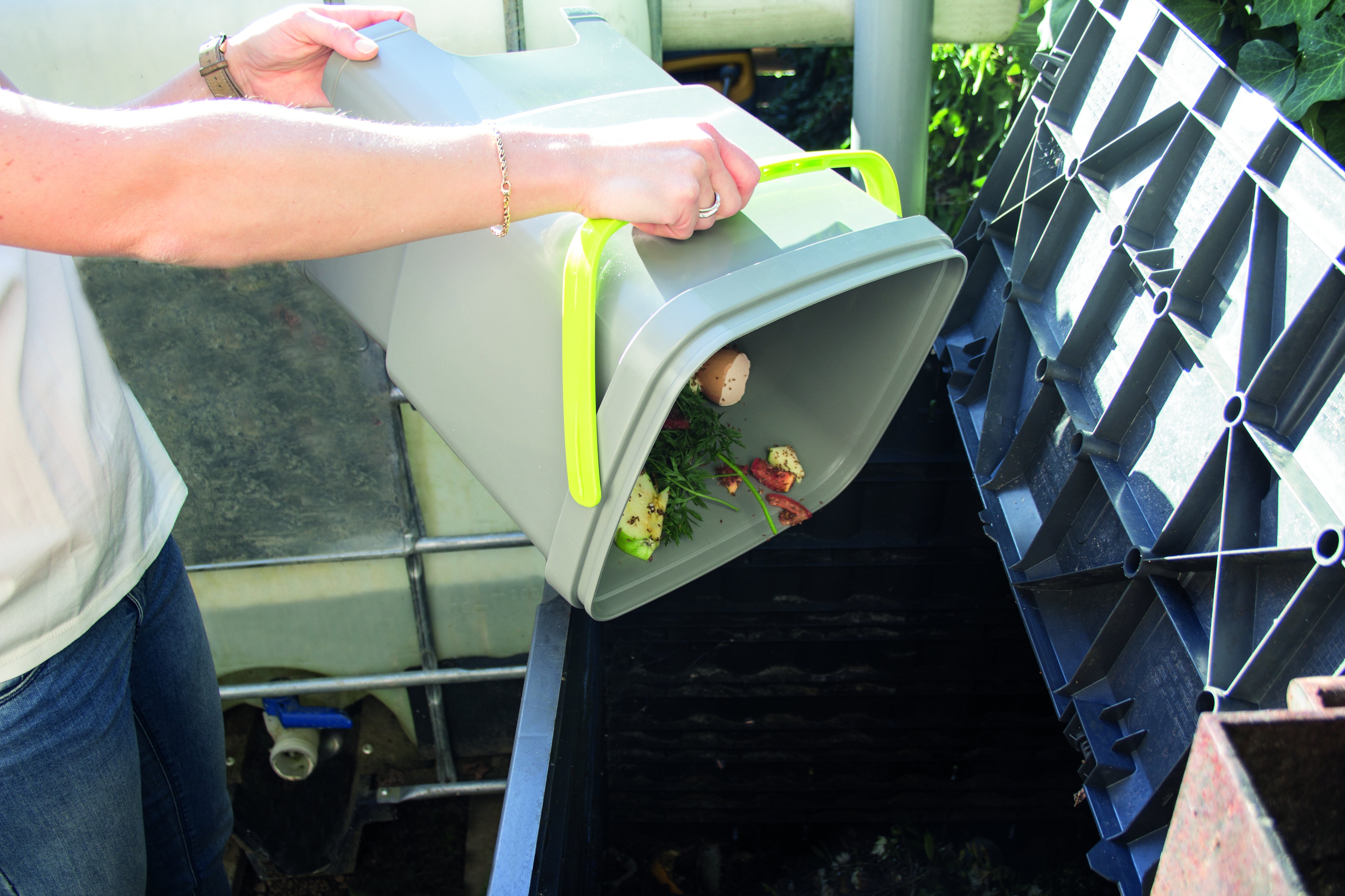 Composteur de cuisine Hozelock Bokashi 16L + activateur compost - 4