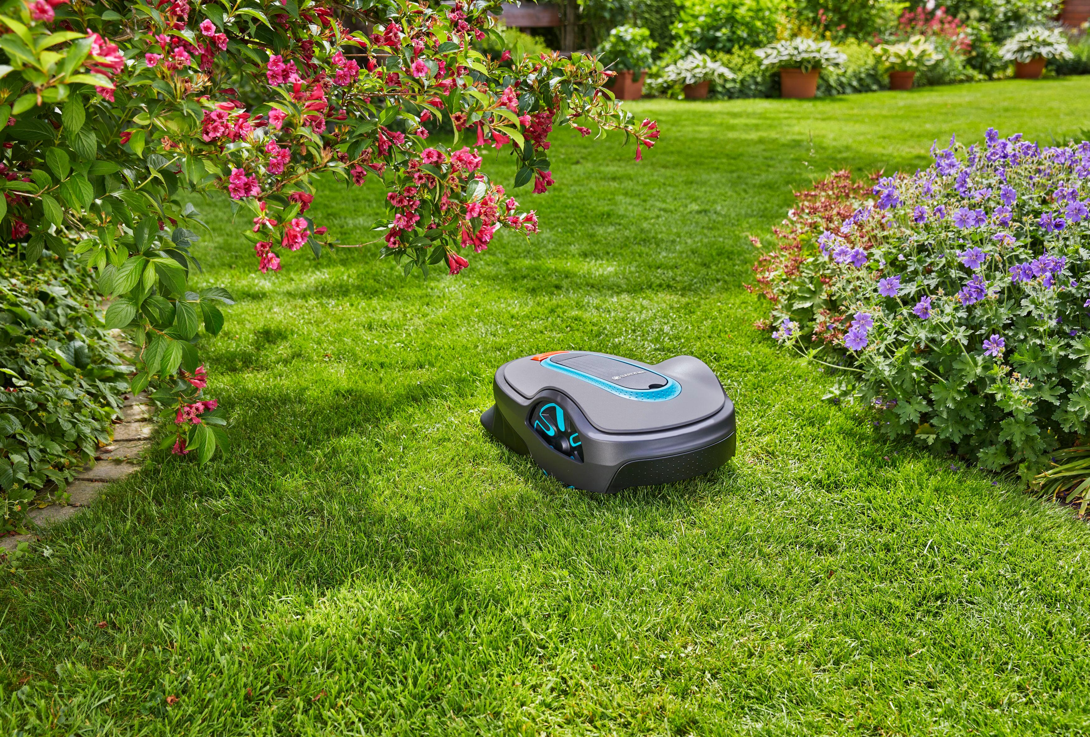 Robot tondeuse connecté GARDENA SILENO life - 1000m² - 15102-26 Bluetooth - 9