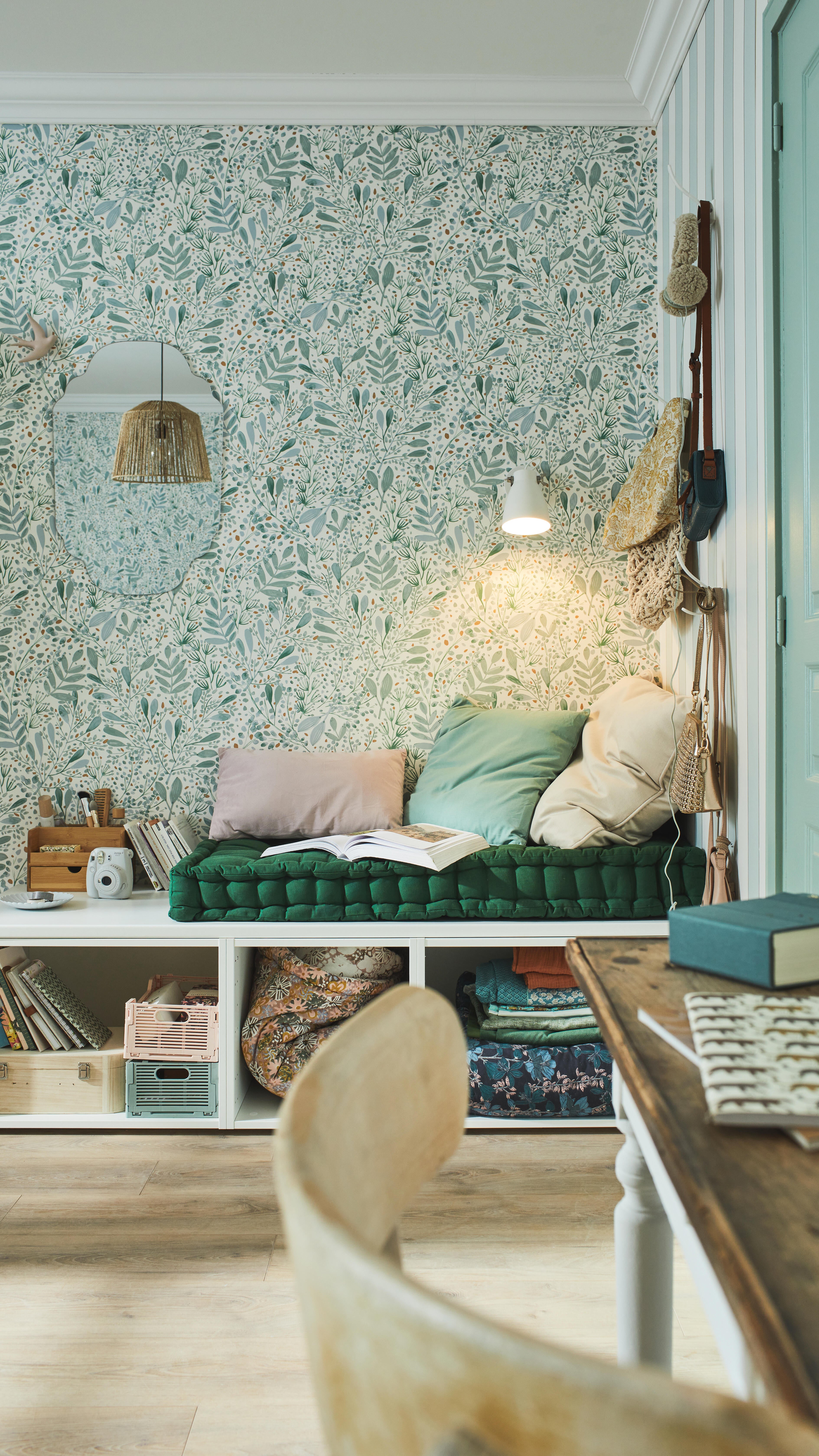 Papel pintado vinilo aplicación cola en pared Naturaleza Primavera verde  CASELIO 53cmx10.05m limpìeza con paño húmedo - 18