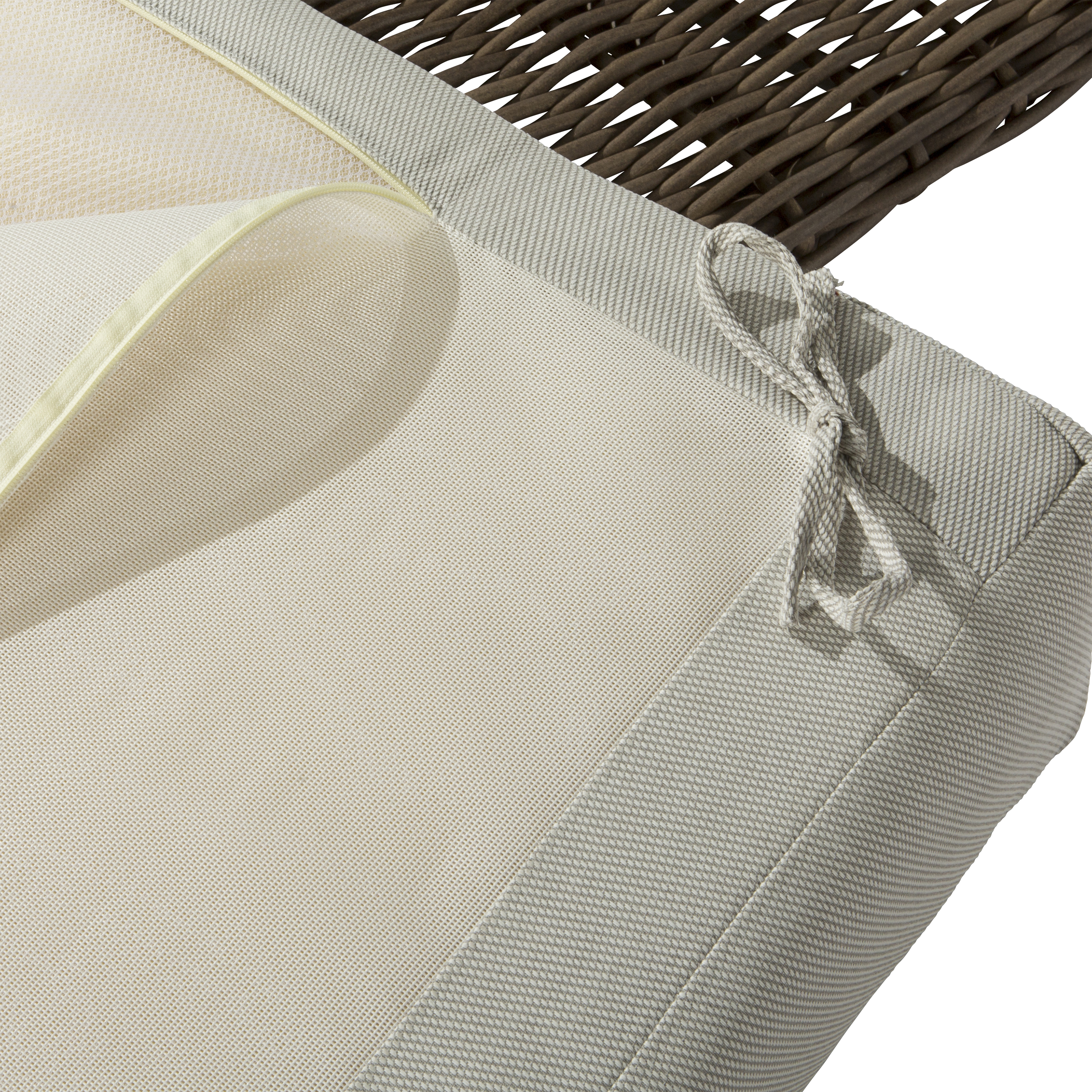 Fauteuil bas de jardin en aluminium/résine tressée NATERIAL Maya beige - 6