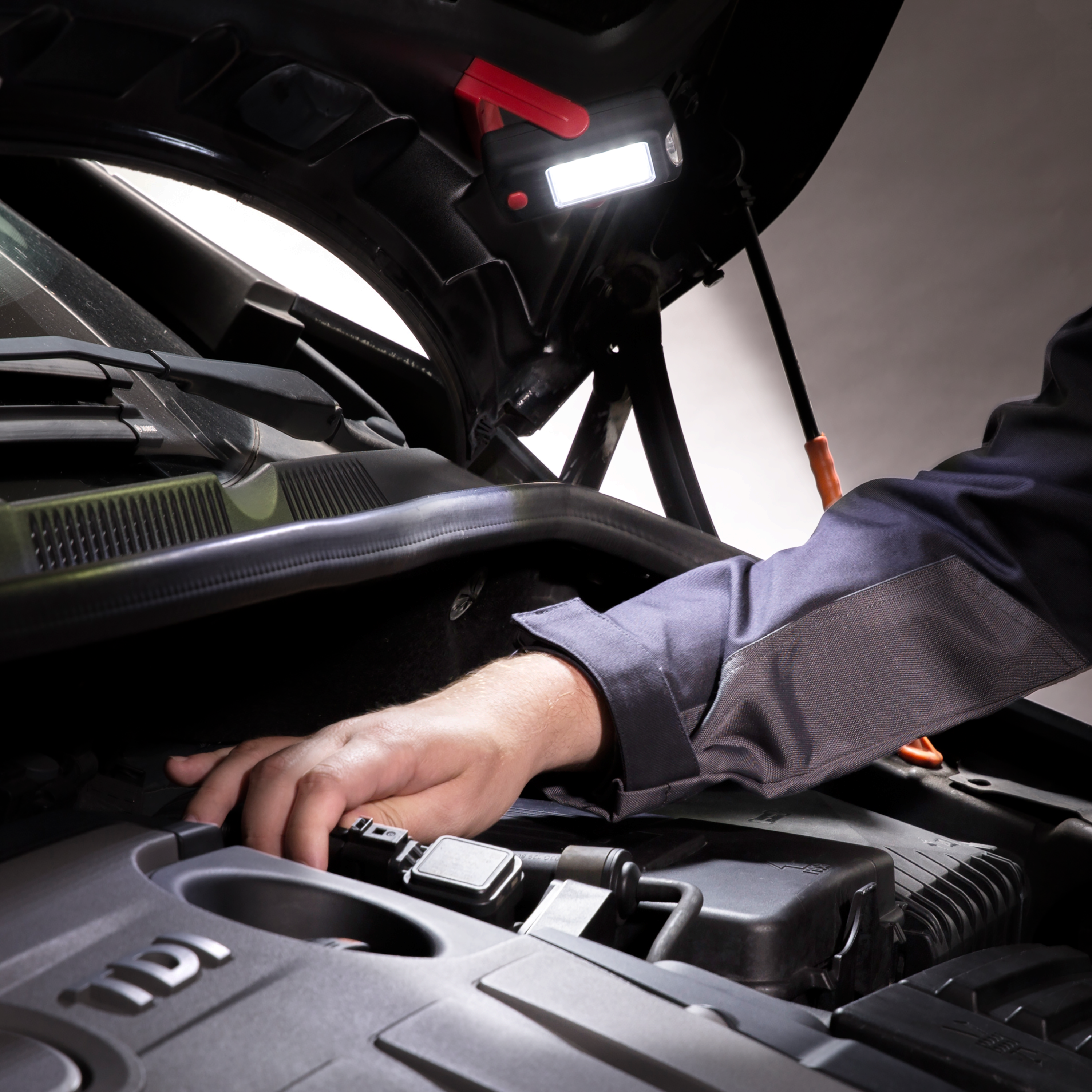 Lanterna de trabalho portátil 20SMD+3LED LEXMAN - 4