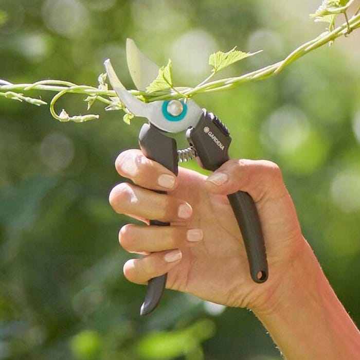 Sécateur poignée ergonomique