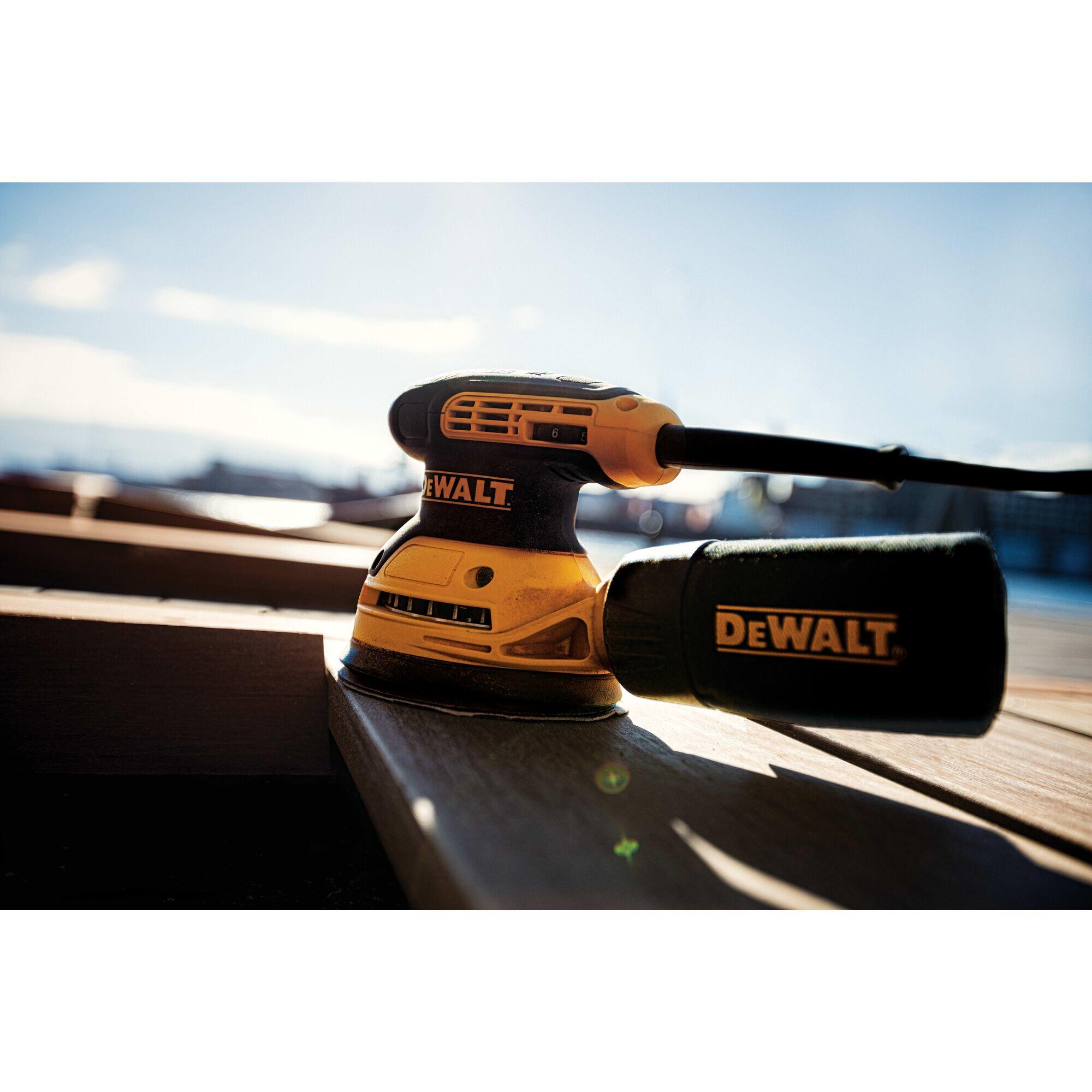 Ponceuse excentrique filaire DEWALT DWE6423, 280.0 W - 7