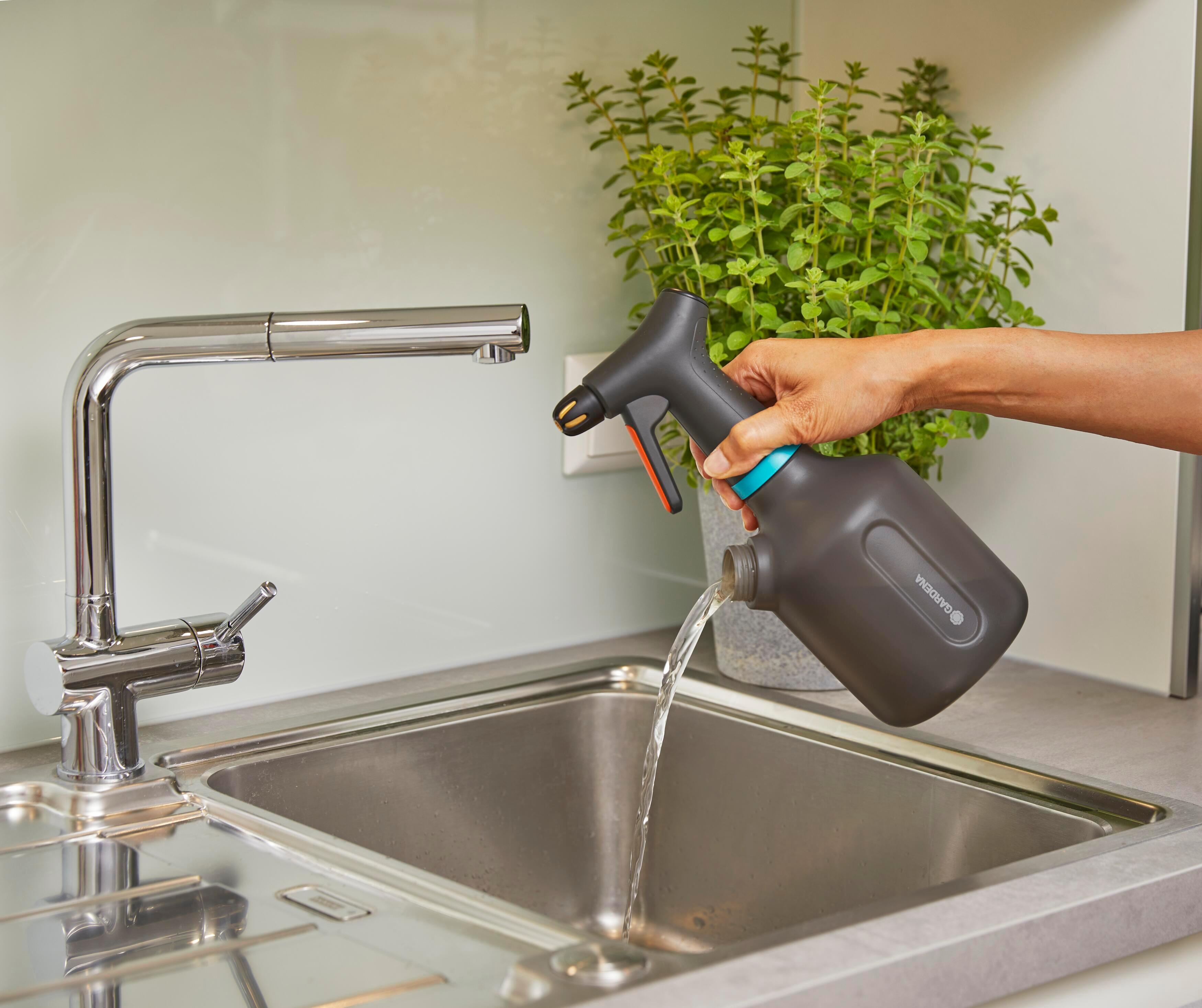 Pulvérisateur à gâchette à gâchette GARDENA 11112-20 1 l - 3
