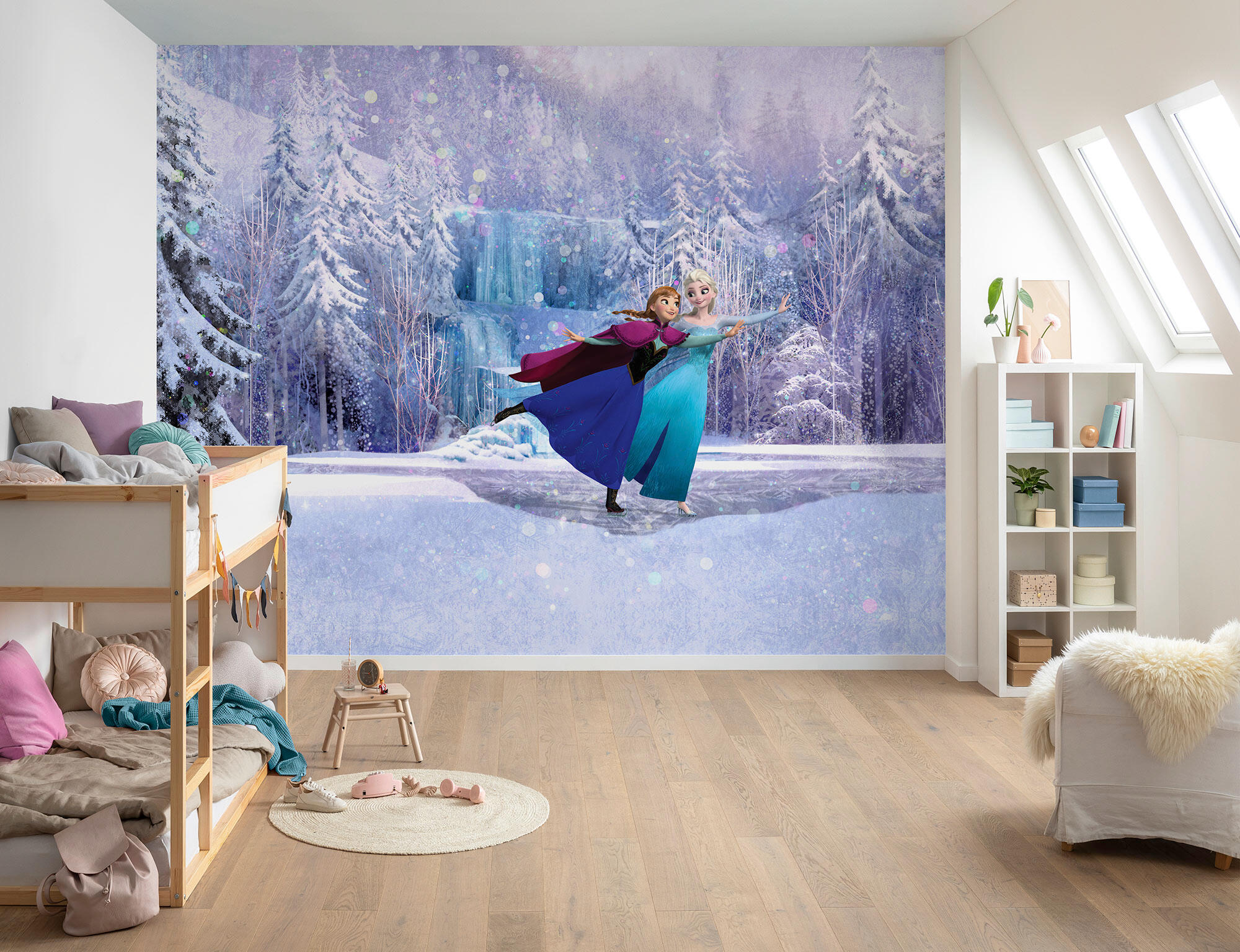 Mural no tejido infantil frozen glace violeta de 300 x 250 cm komar