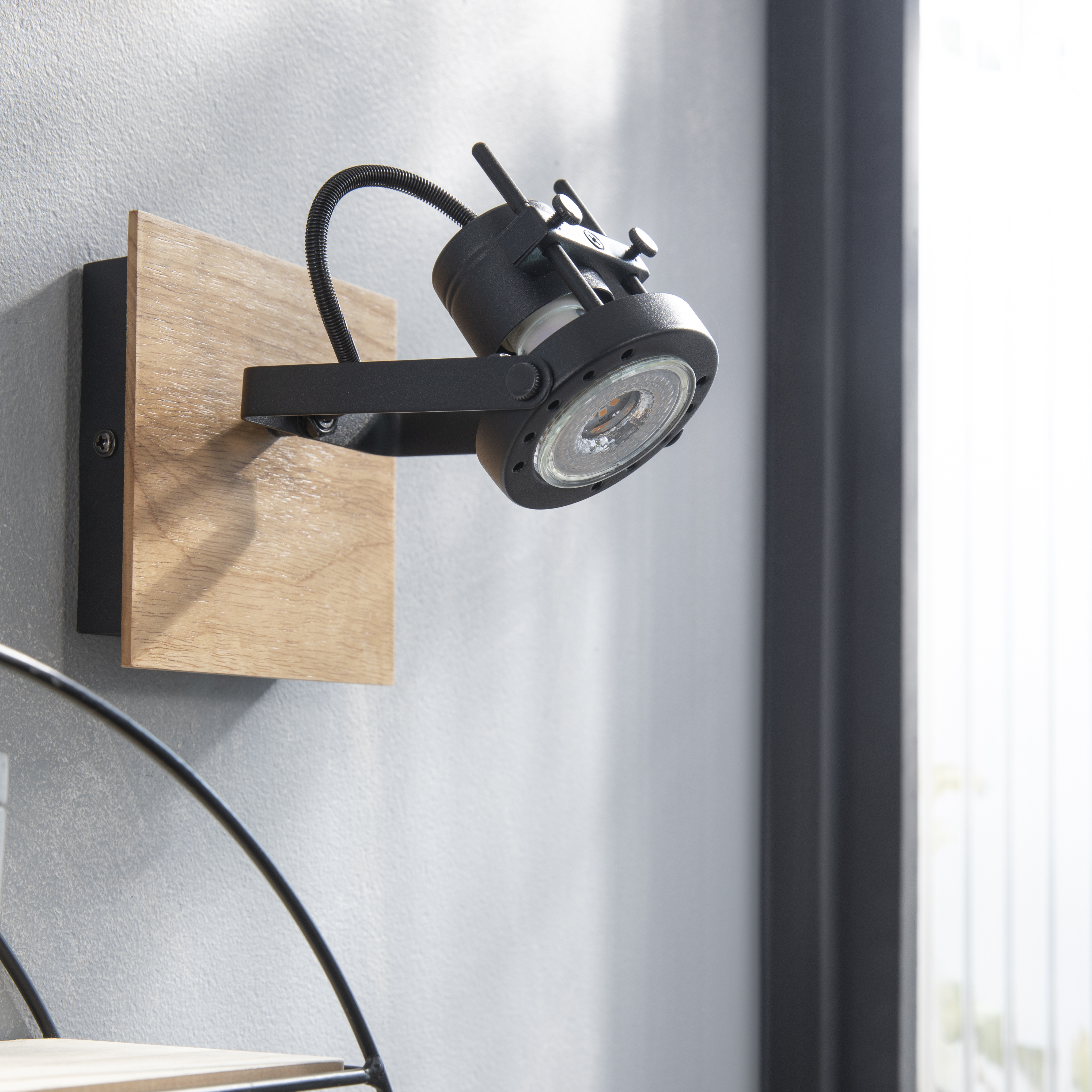 Foco decorativo INSPIRE technic gu10x1 metal preto e madeira - 11
