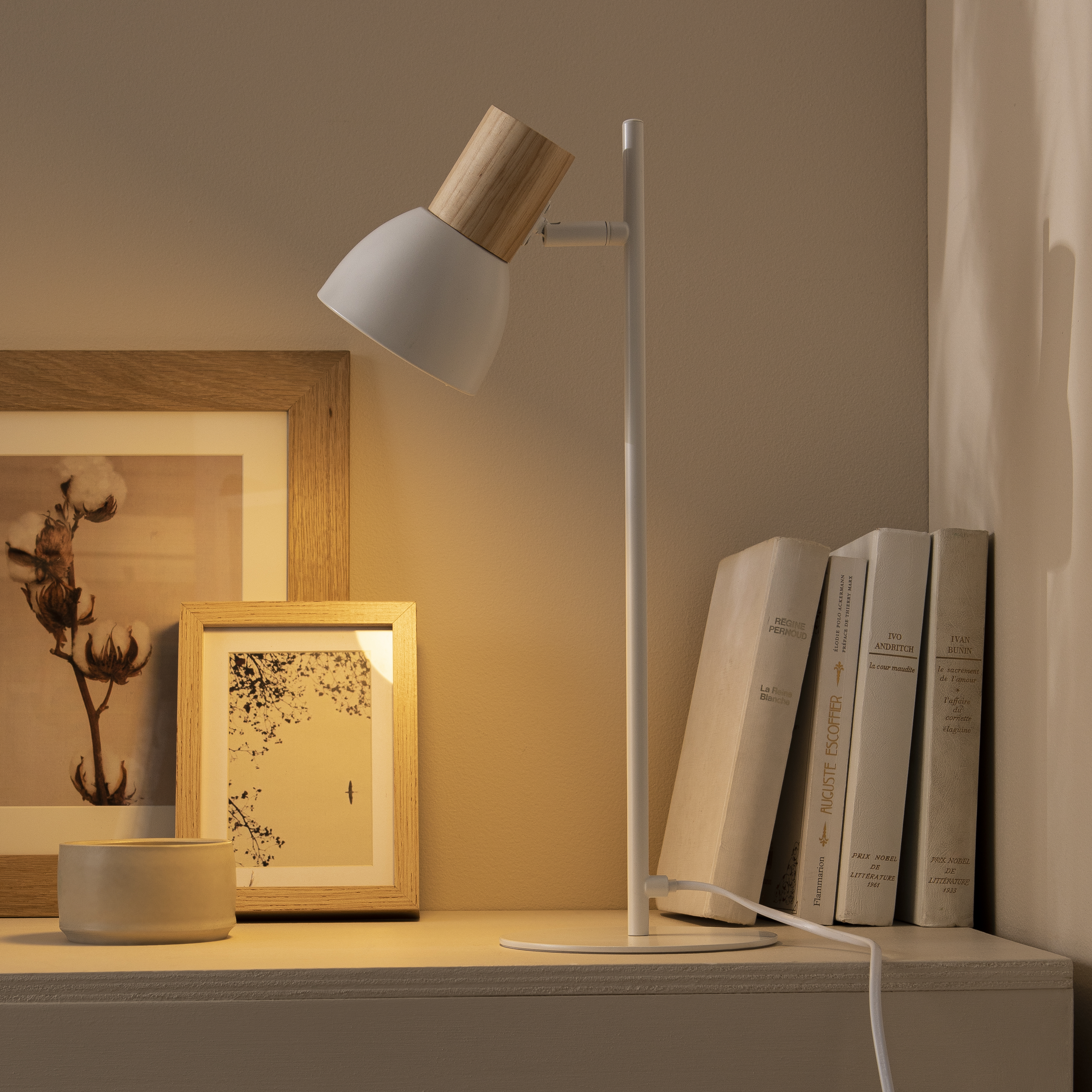 Lampa stołowa Venosa biała E14 Inspire - 8