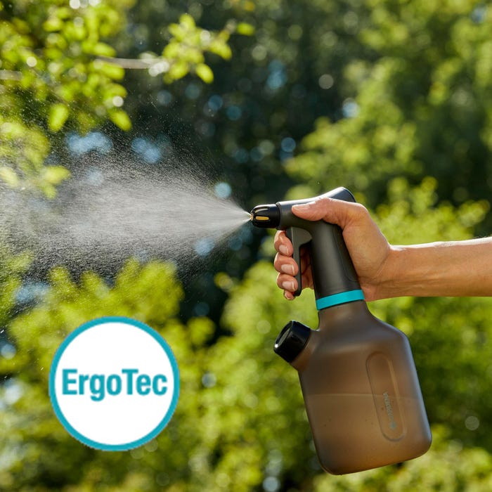 83212446 _Pulvérisateur à gachette Gardena ergonomique
