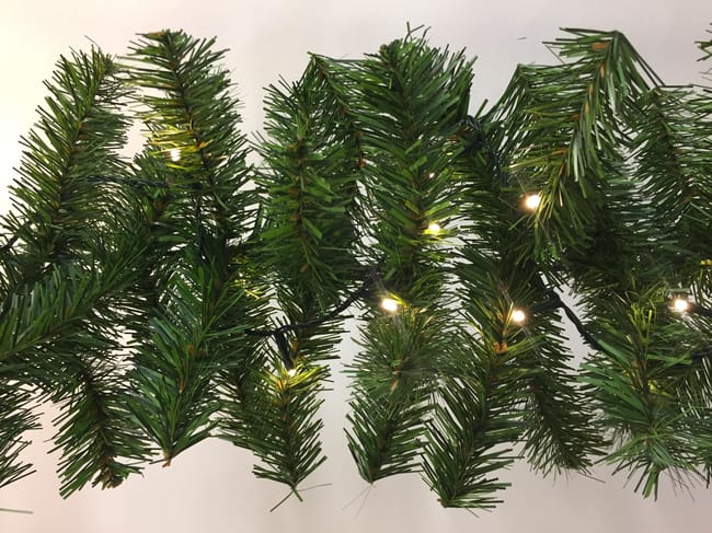Ghirlanda natalizia con luci Smart 50 LED RGB + W - Twinkly Garland + BT + WiFi | Cool Mania Ghirlanda natalizia con luci Smart 50 LED RGB + W - Twinkly Garland + BT + WiFi | Cool Mania