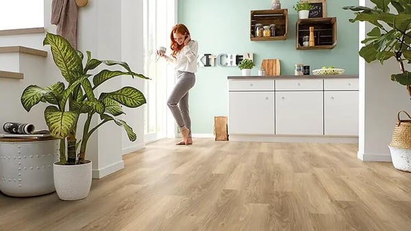 Revêtement de sol liège décor bois