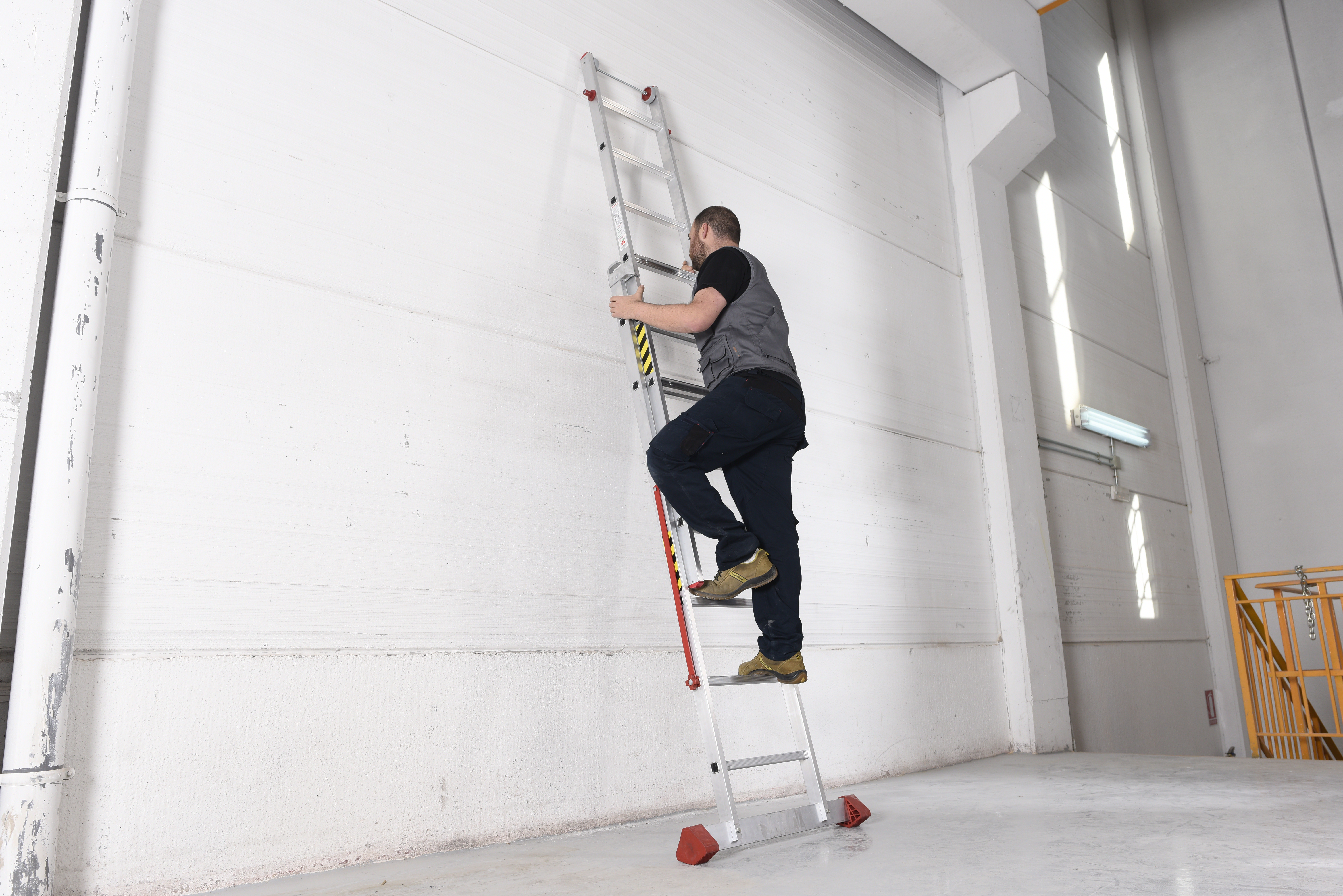 Escalera transformable aluminio 27 peldaños HAILO altura máxima de trabajo 6,31 m - 11