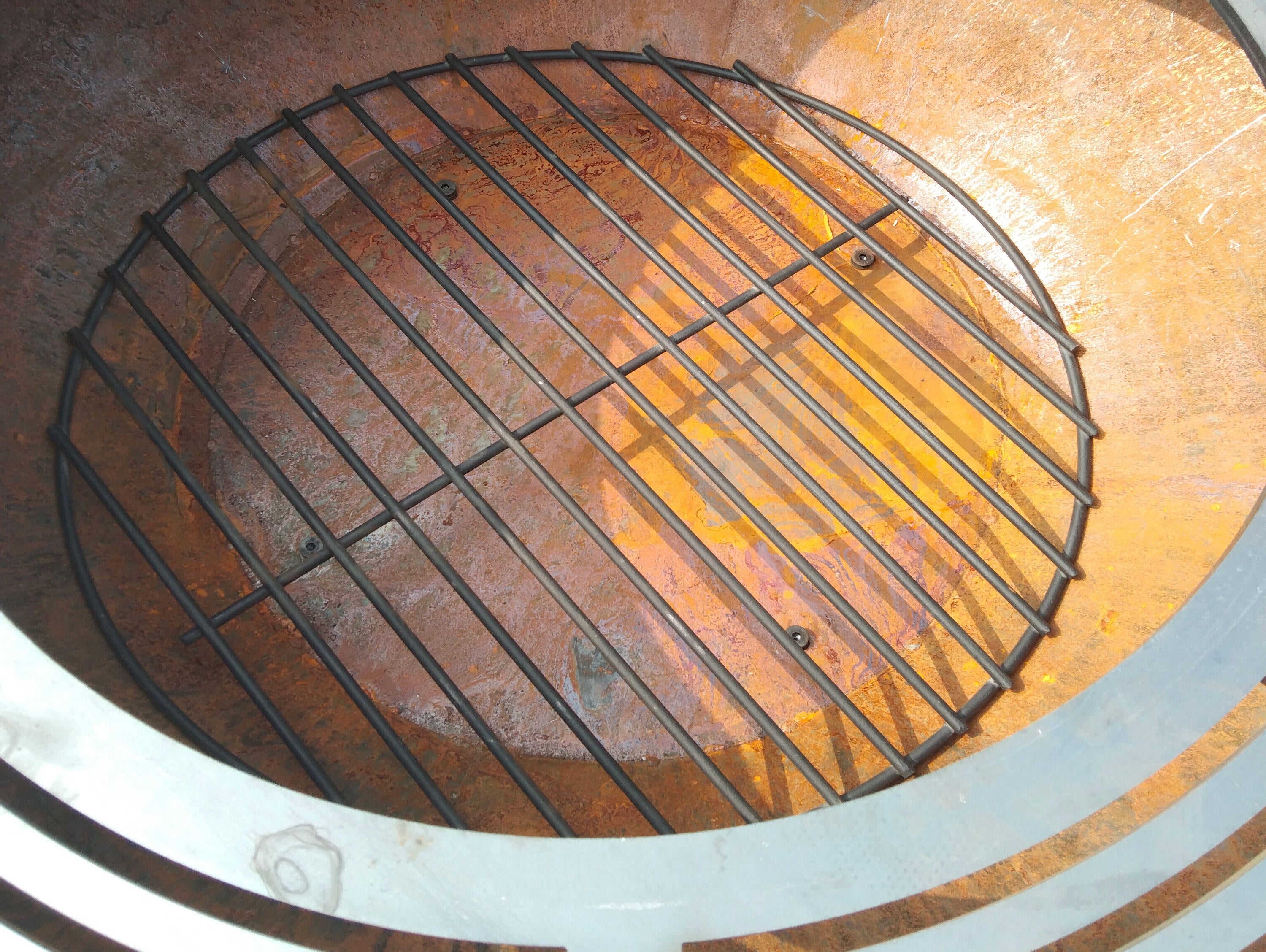 Barbecue grande em aço corten com grelha EFP56 - 4