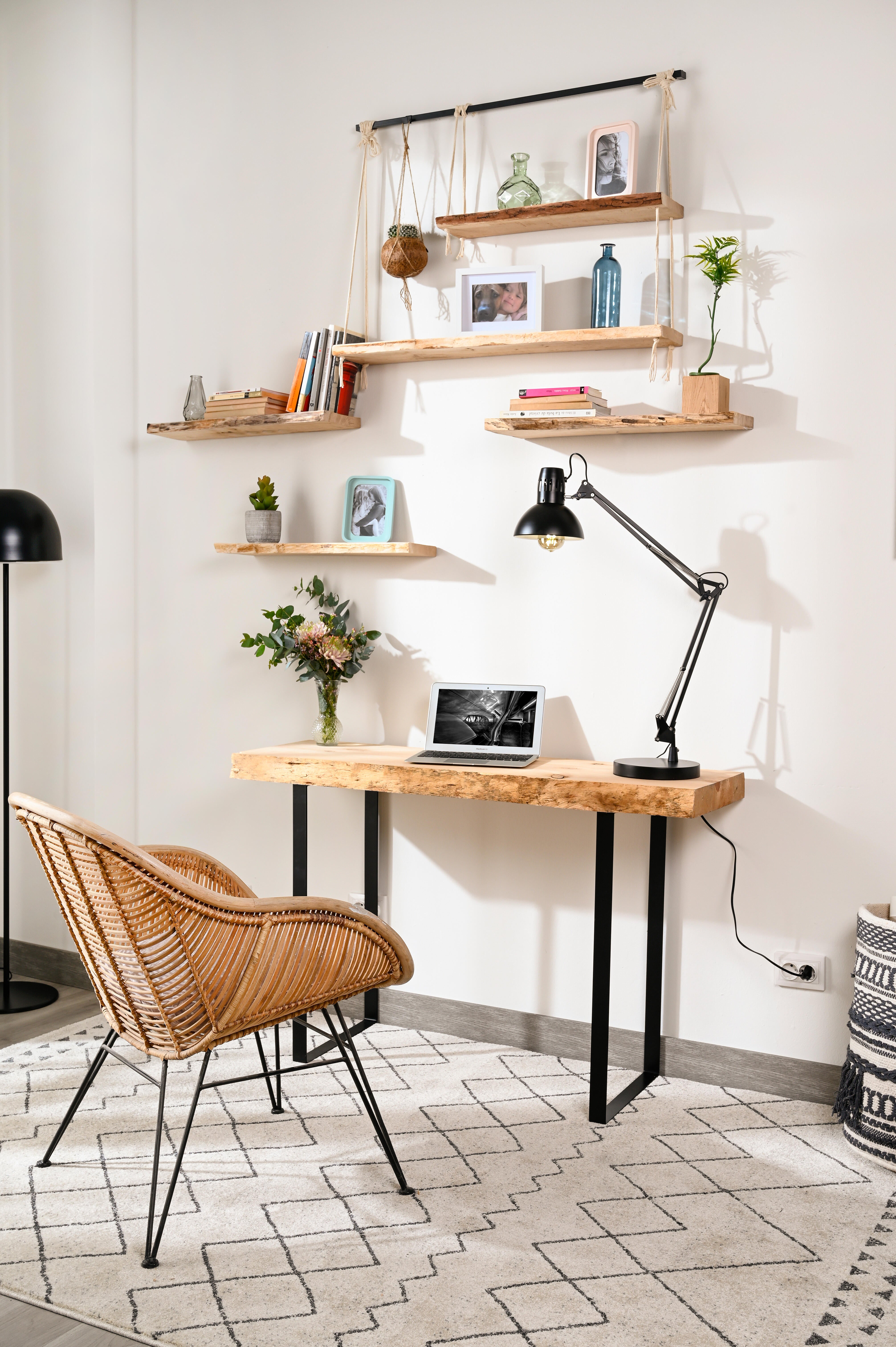 Flexo para escritorio compatible con casquillo E27 Arquitecto INSPIRE con estructura acero negro alimentación a red - 10