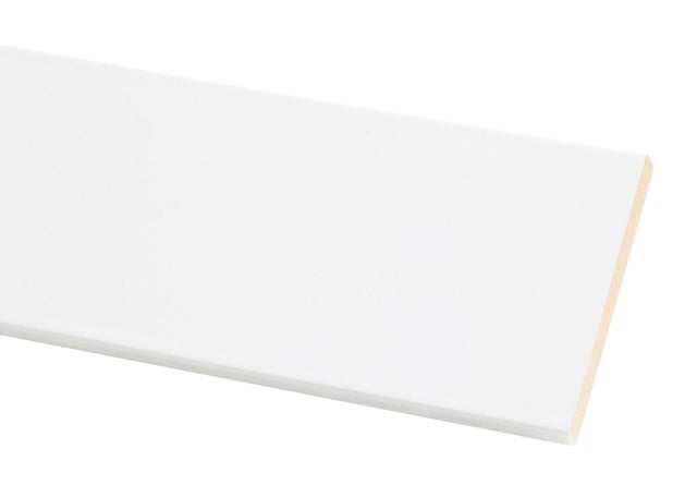 Tapeta de mdf lacada blanca 70x10 mm x 2,20 m (ancho x grueso x largo)