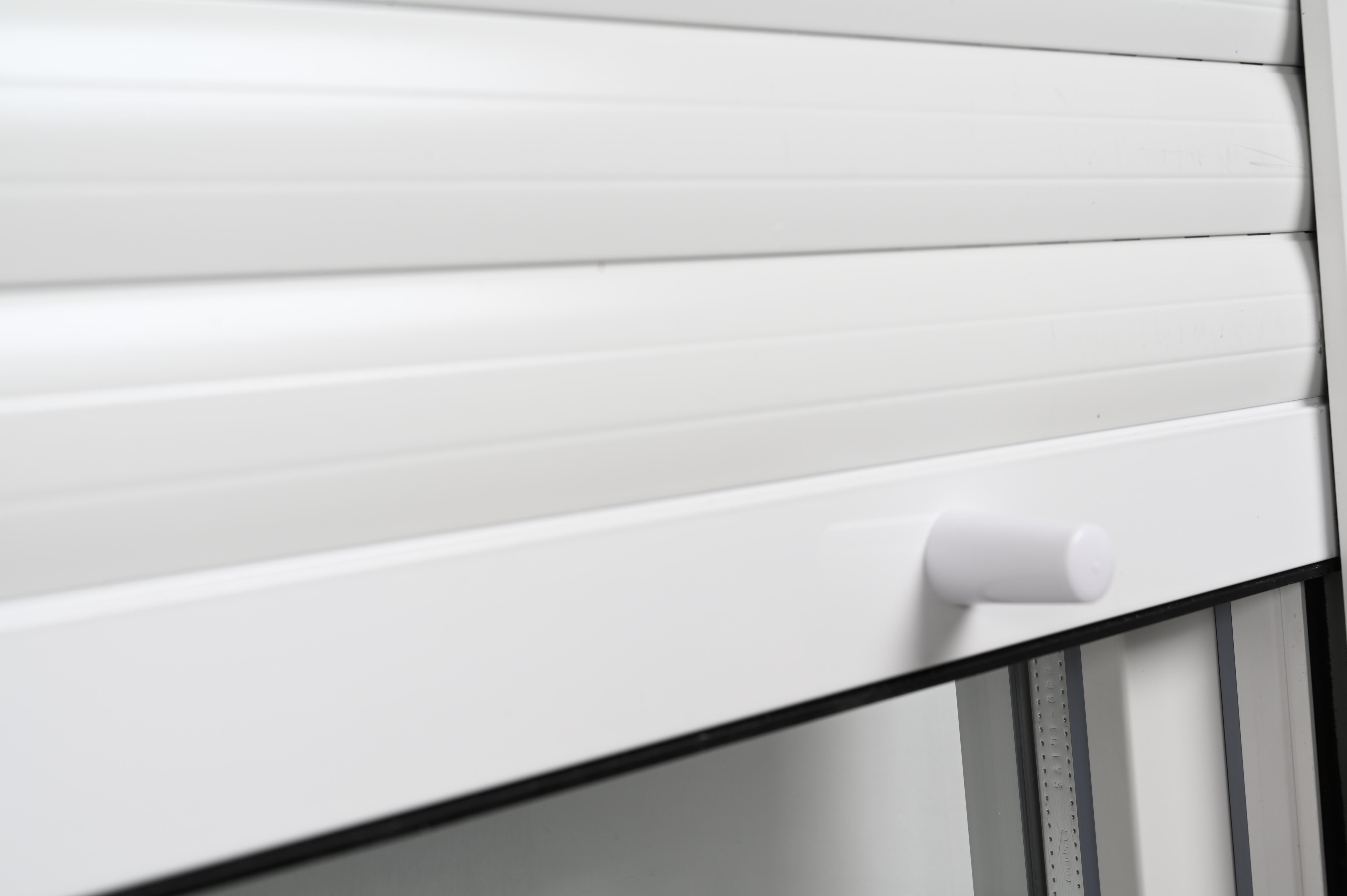 Balconera PVC ISOXA blanca oscilobatiente con persiana izquierda 85X229 cm - 19