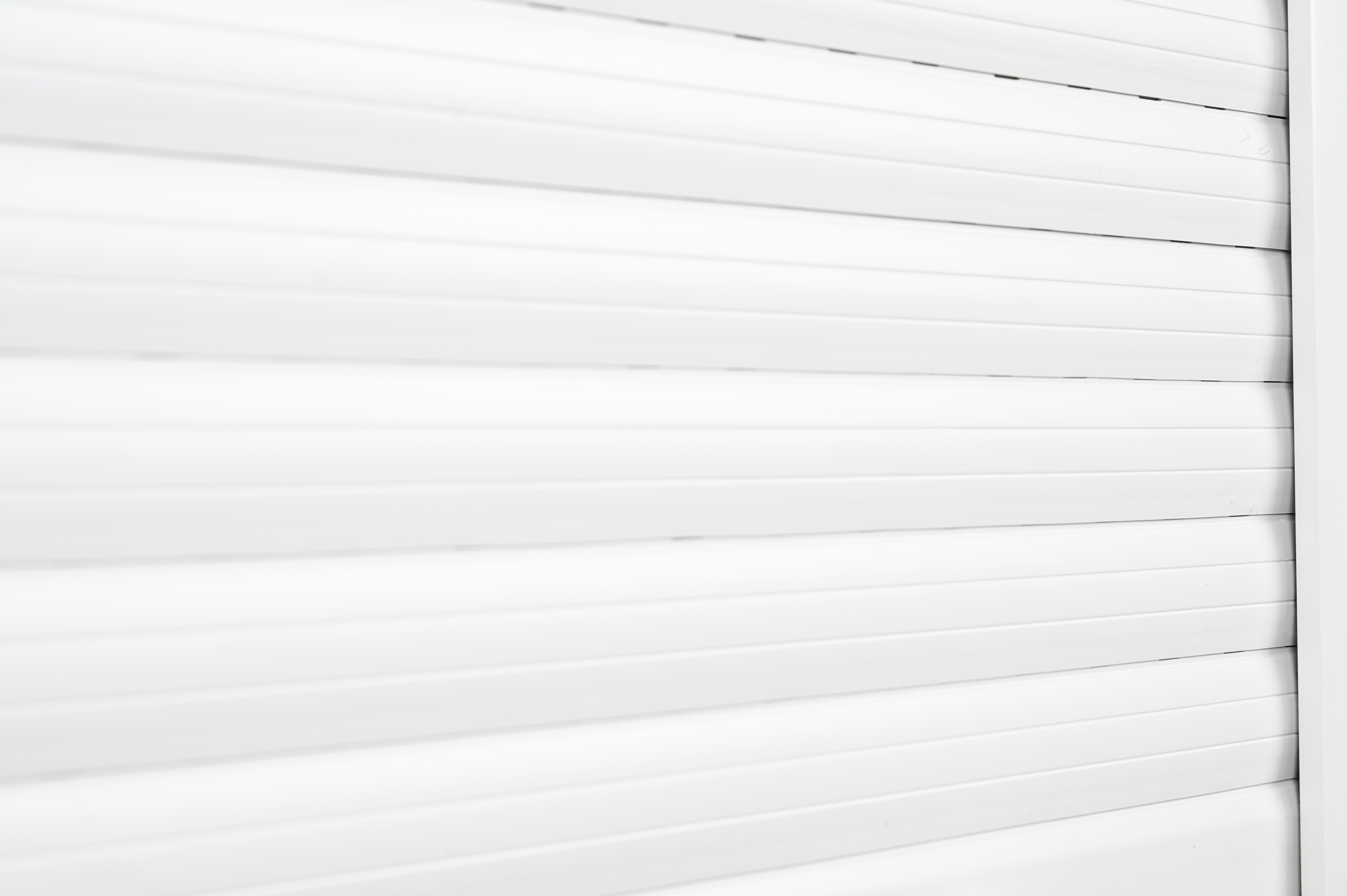 Balconera PVC ISOXA blanca oscilobatiente con persiana izquierda 85X229 cm - 16