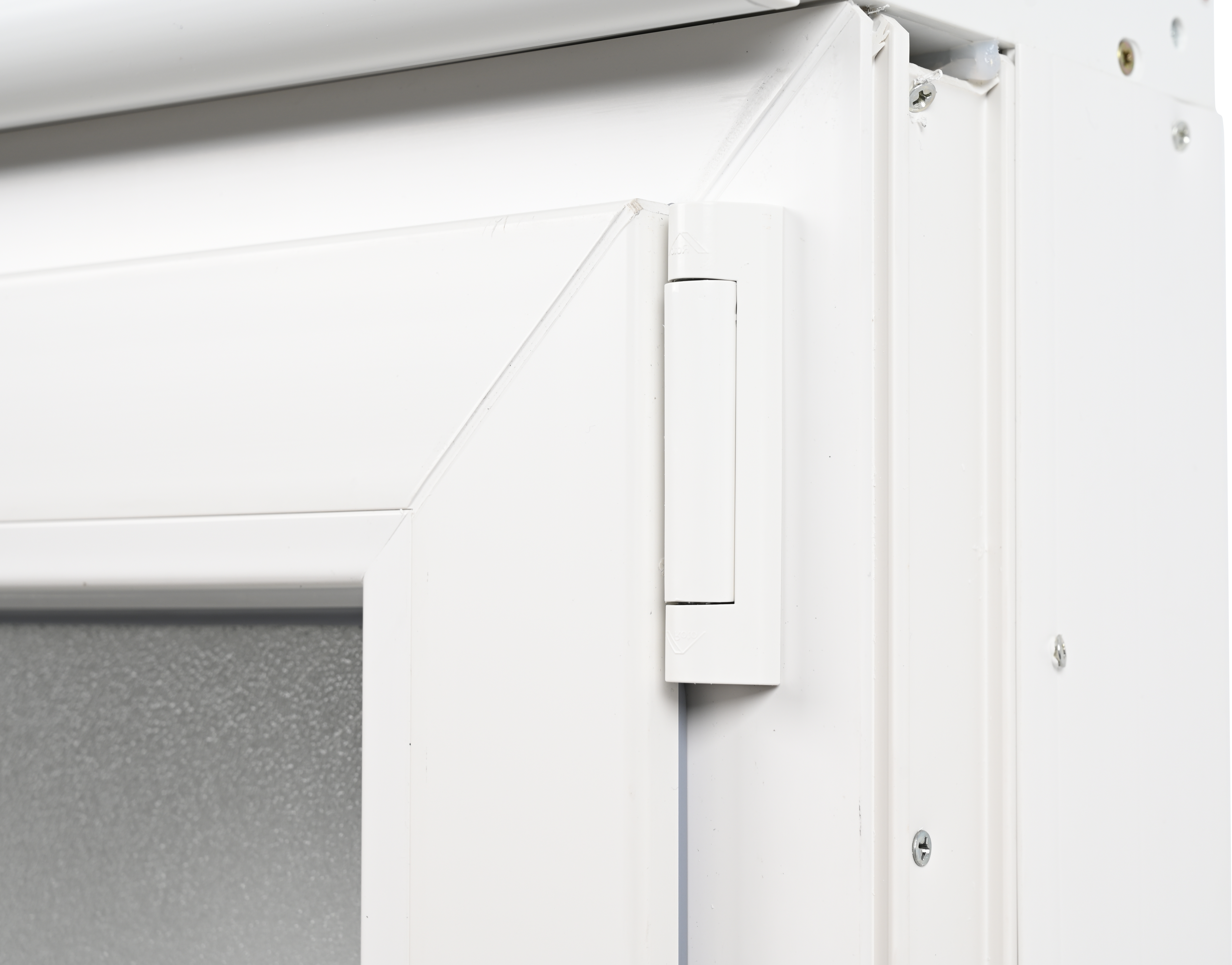 Balconera PVC blanca practicable con cerradura 90X200 cm - 6