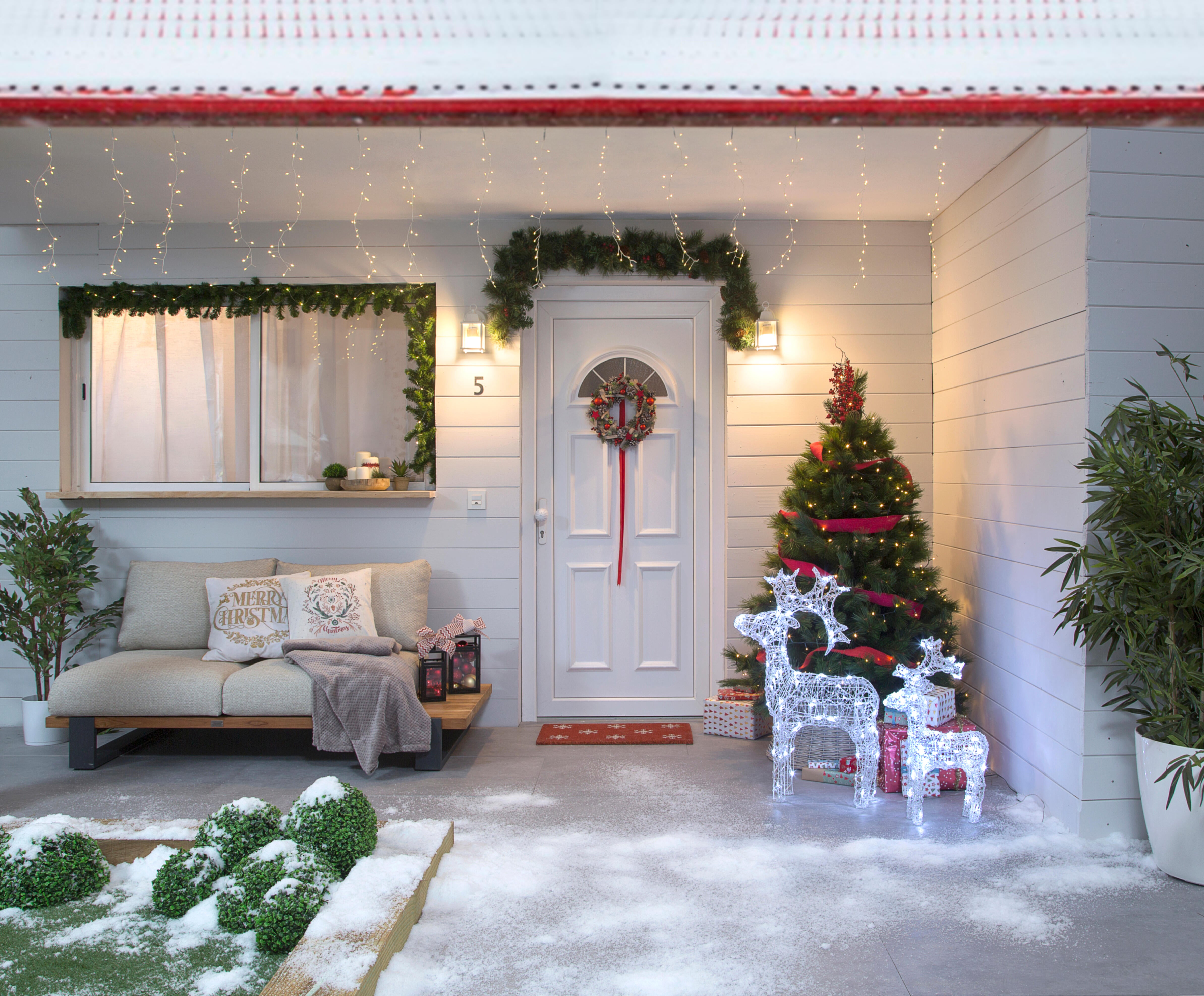 preocupación lanzadera Desventaja Ilumina tu casa y tu jardín. ¡Comienza la Navidad! | Leroy Merlin