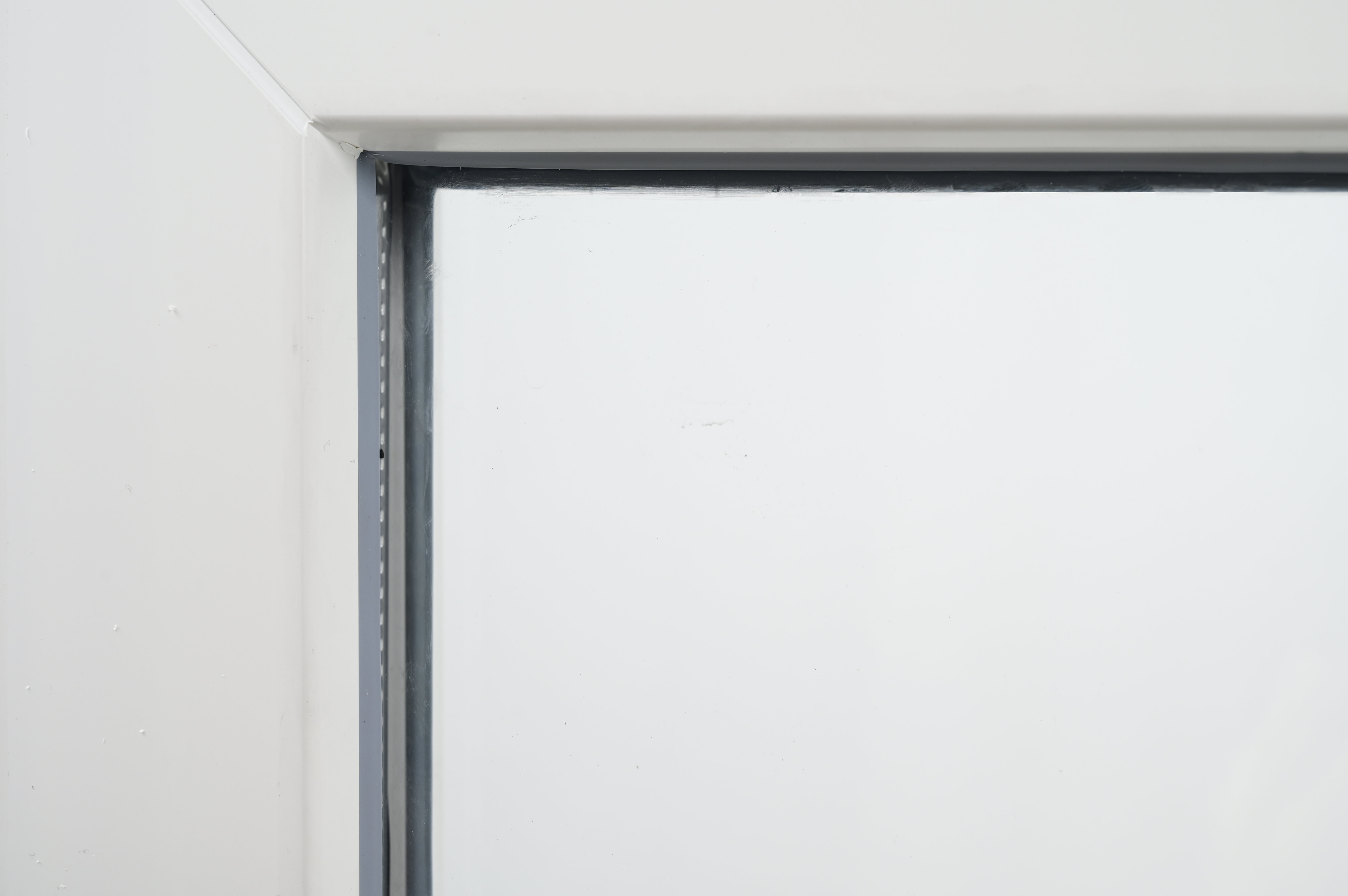 Ventana PVC ISOXA blanca oscilobatiente con persiana y guía de 100X119 cm - 21