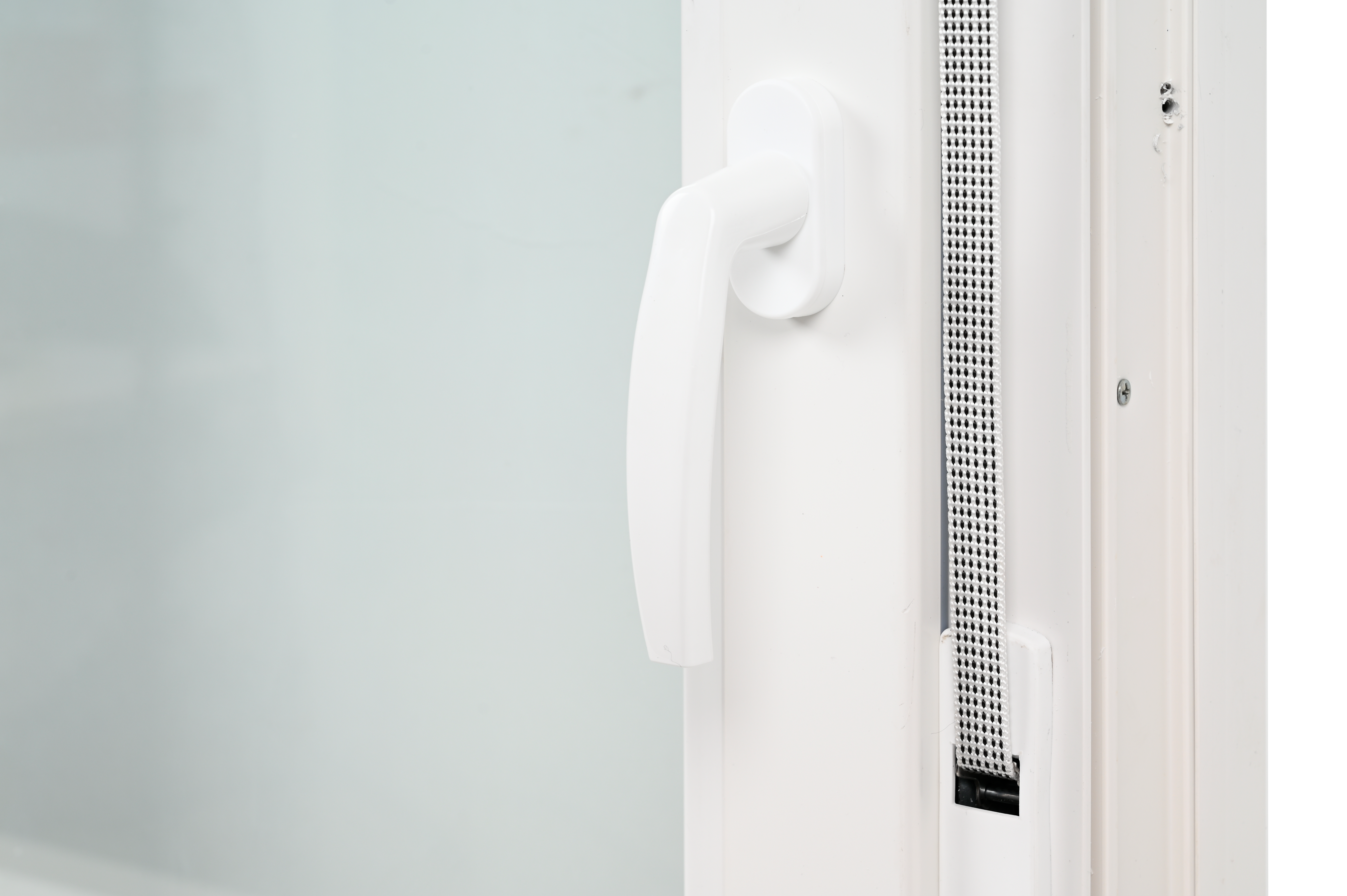 Ventana PVC ISOXA blanca oscilobatiente izquierda con persiana guía mosquitera 60X119 cm - 15