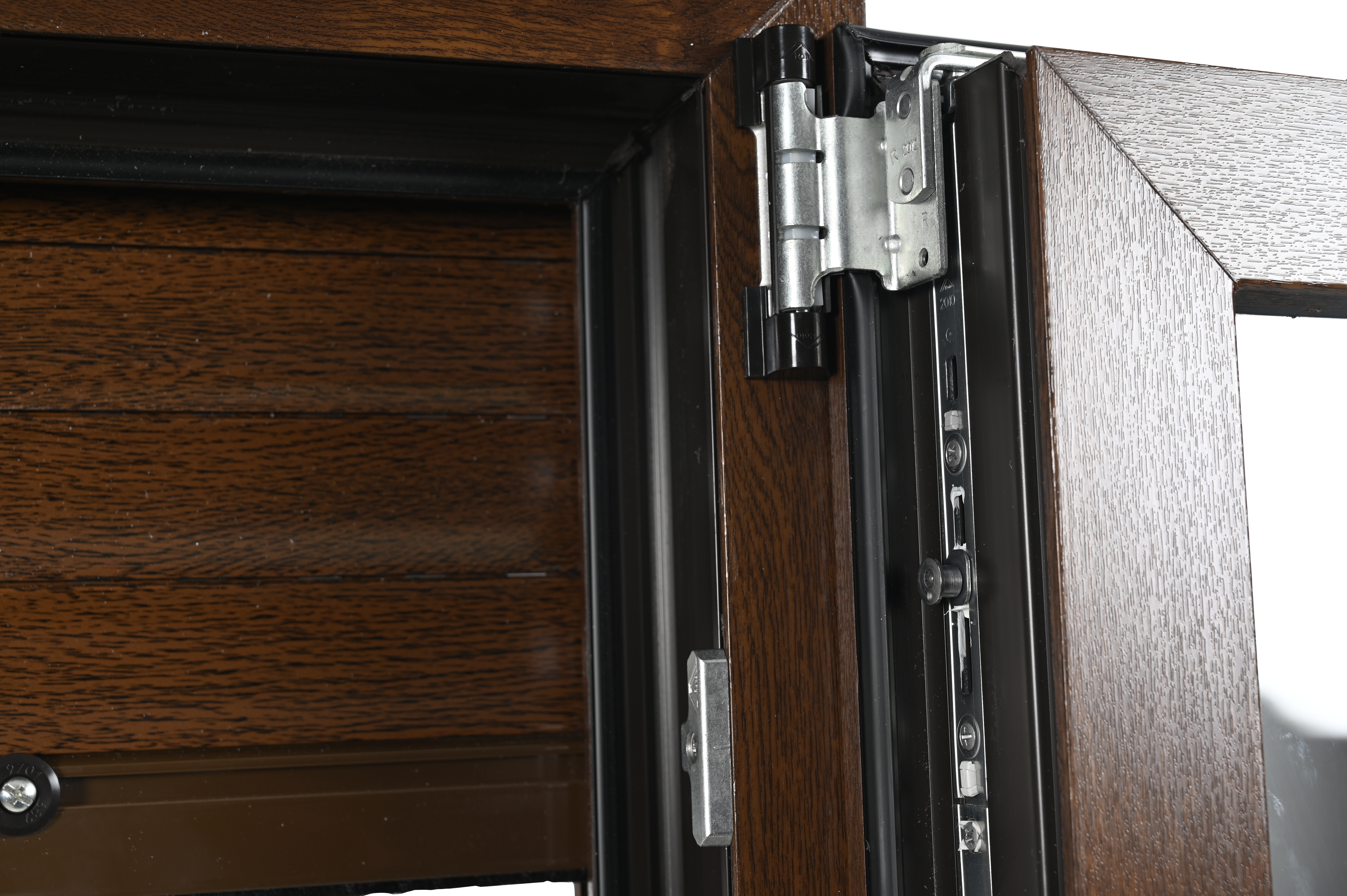 Ventana PVC ISOXA nogal oscilobatiente con persiana de 100X119 cm - 16