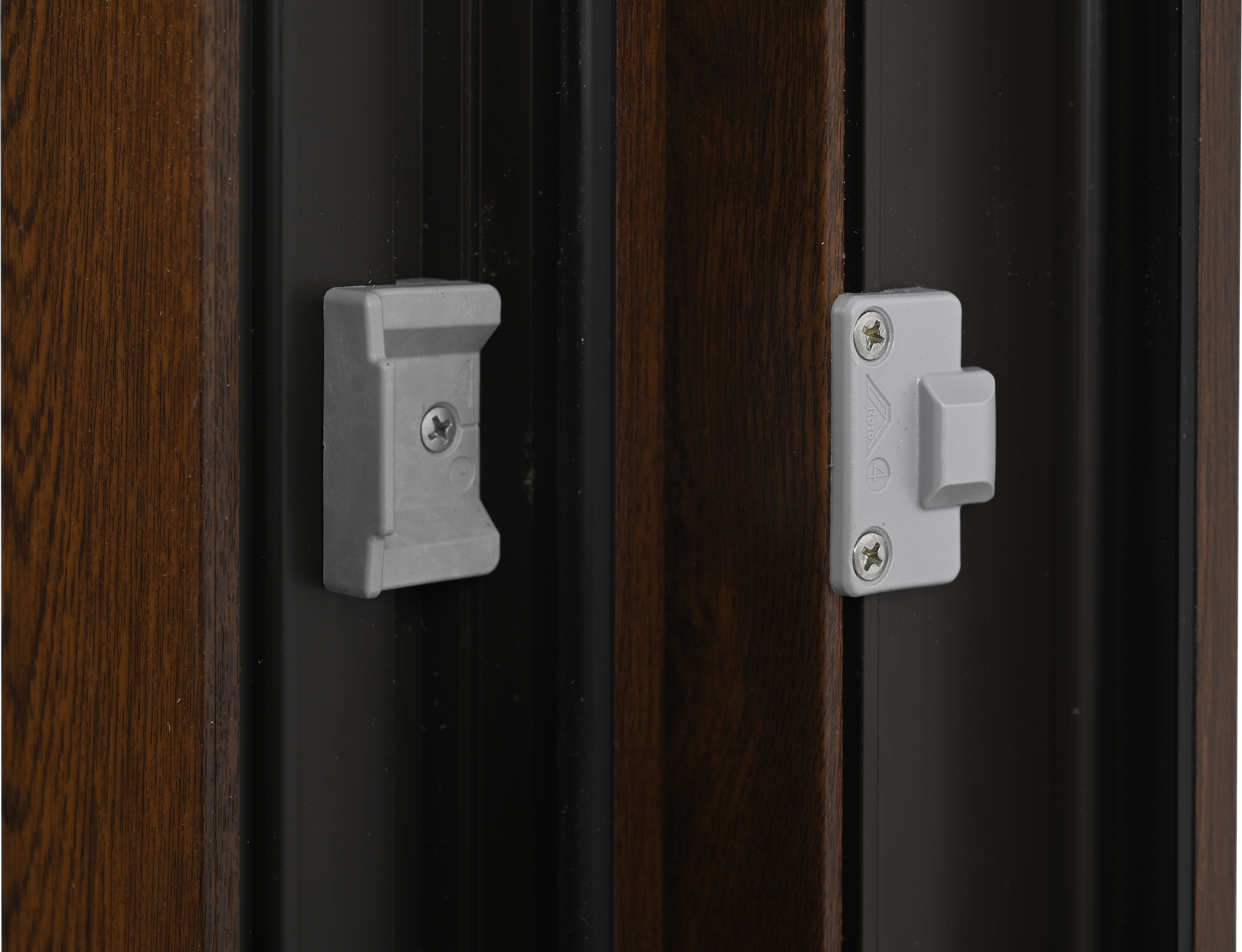 Balconera PVC nogal abatible 90X200 cm - 9