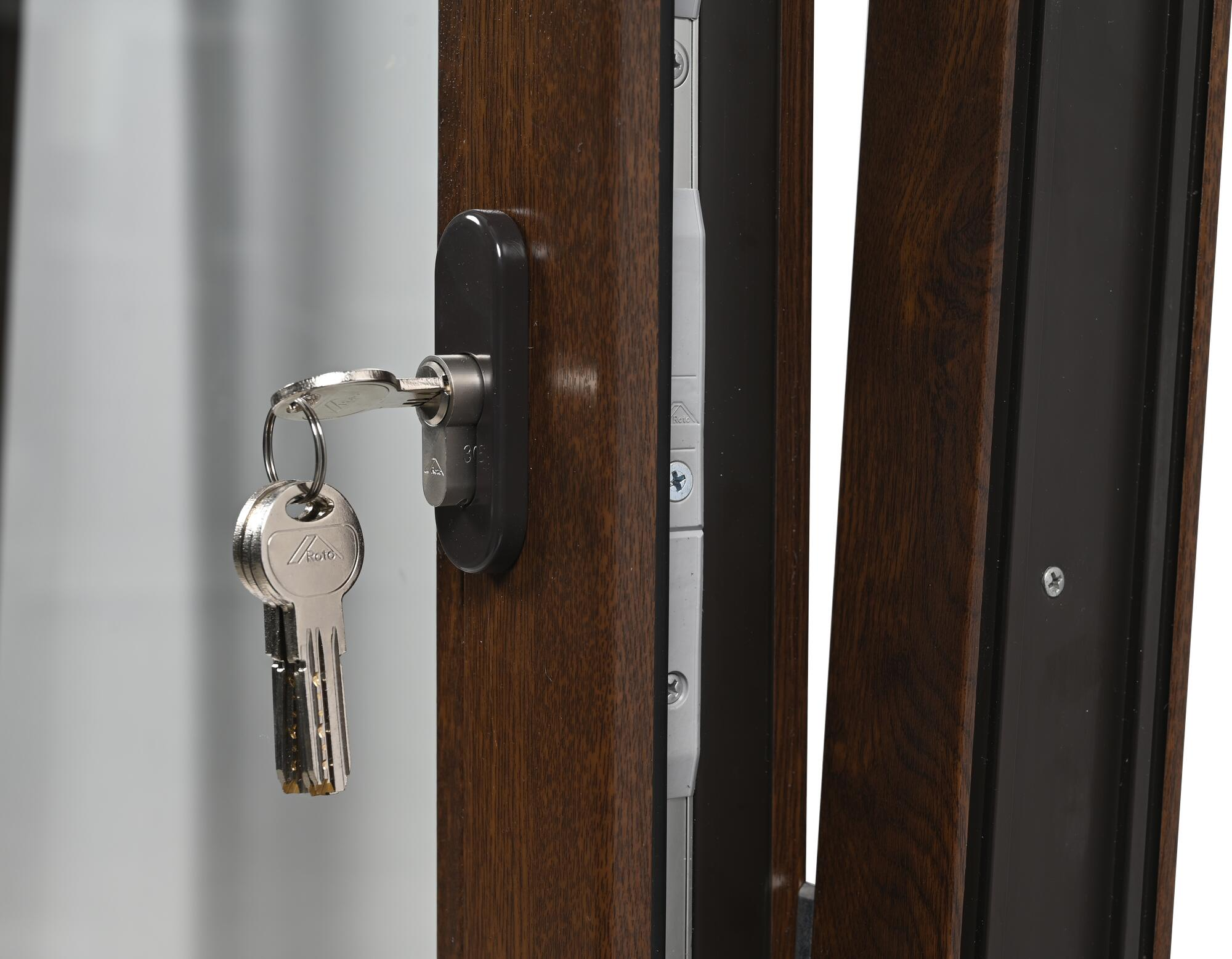 Balconera PVC nogal abatible con cerradura 90X200 cm - 11