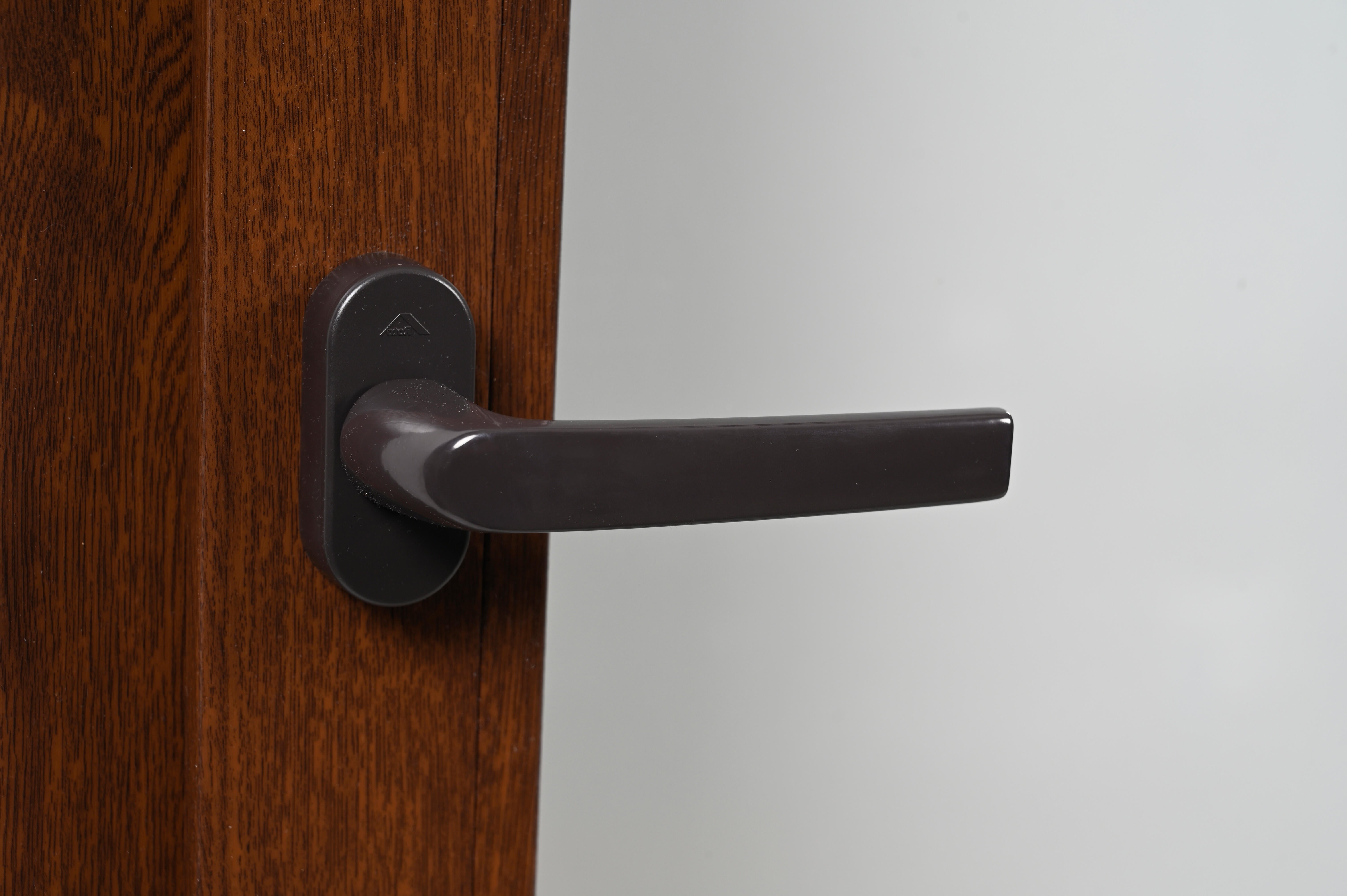 Balconera PVC nogal abatible 90X200 cm - 7