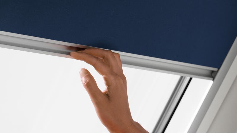 Cómo elegir estores para ventanas inclinadas