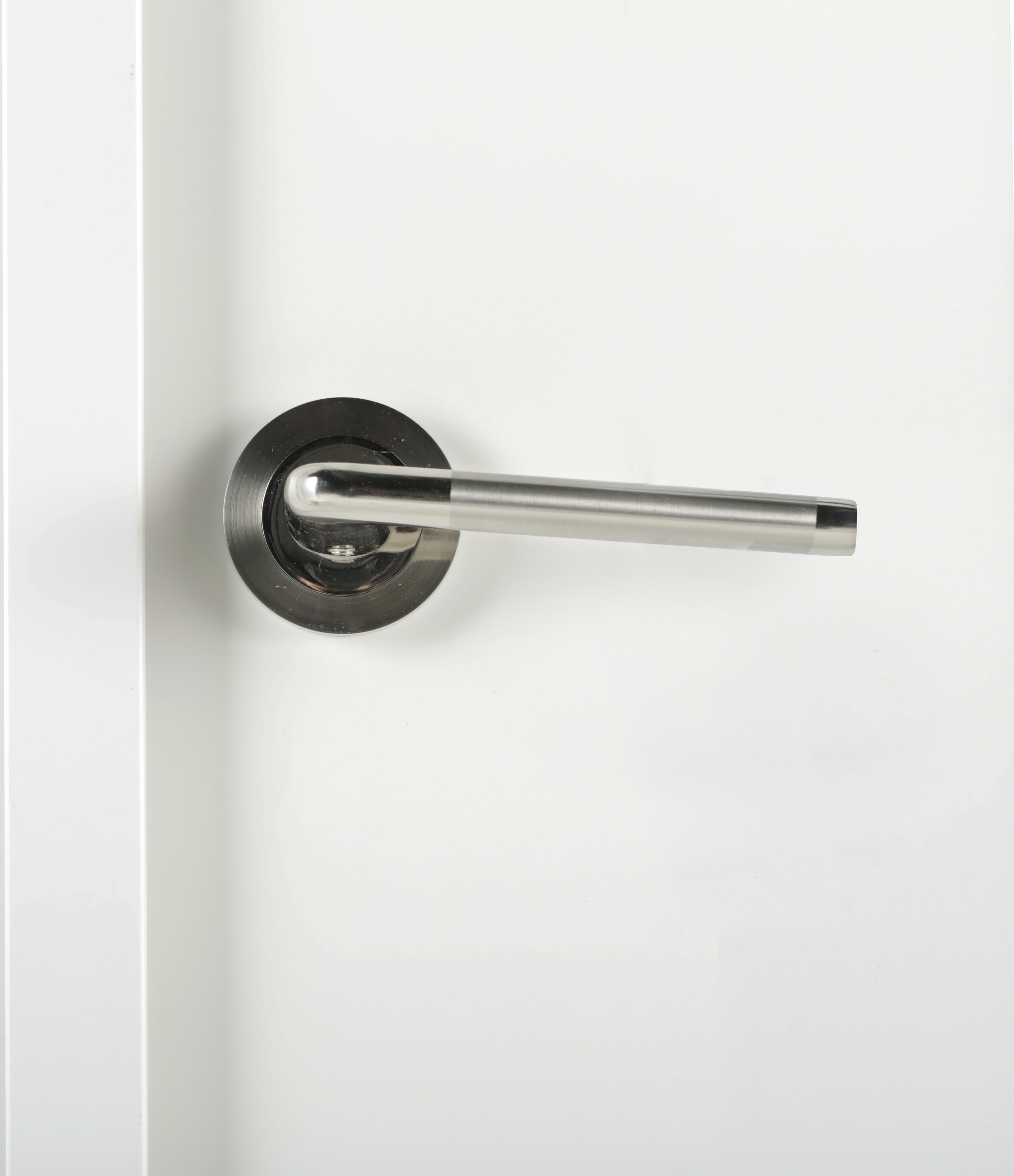 Puerta de interior abatible ciega maciza lacada Line Plus Marsella blanco apertura izquierda cerco de 7x2 anchura 62.5cm - 8