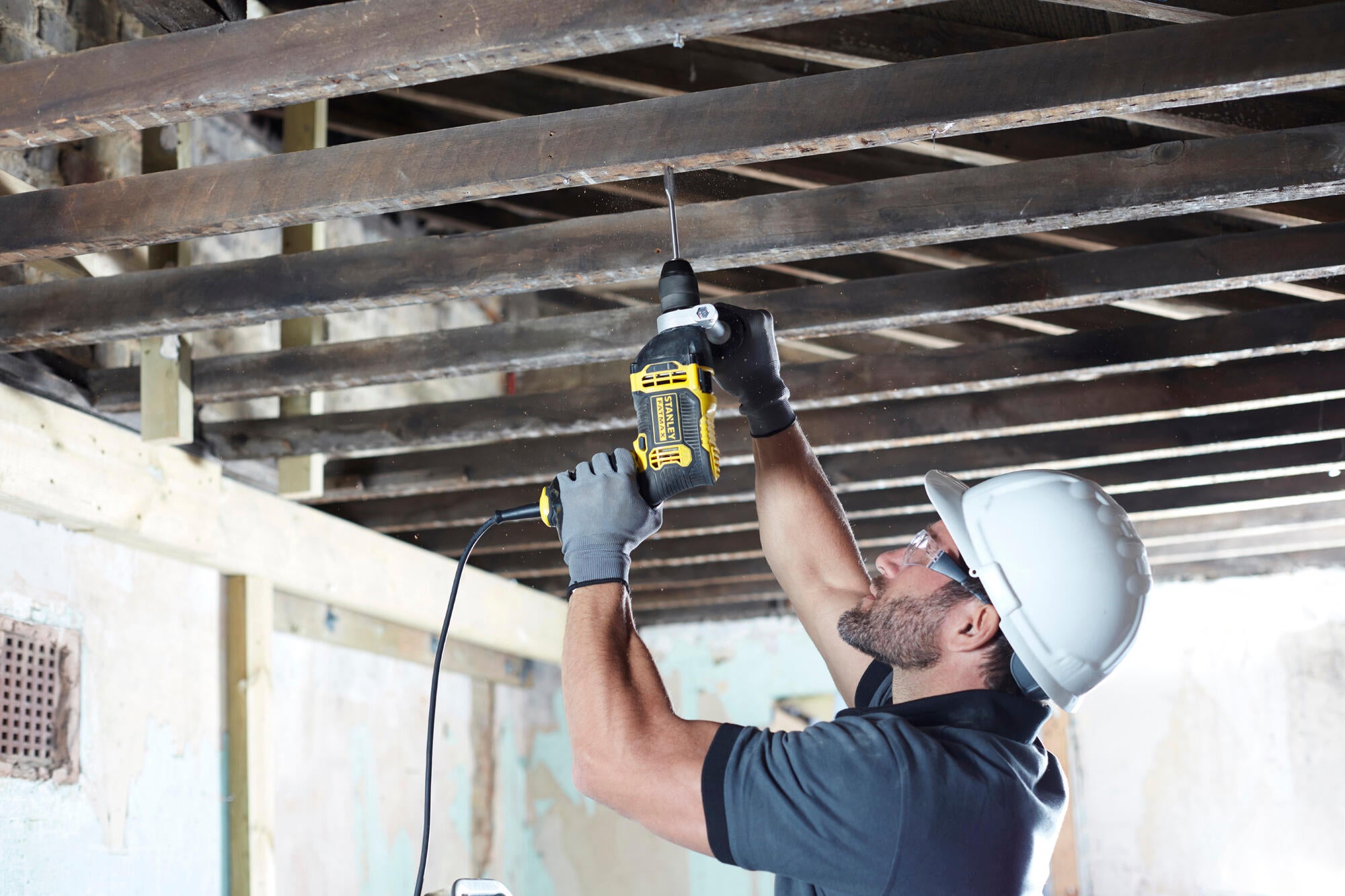 Berbequim com fio 750 w Stanley Fatmax FMEH750K-QS - 2