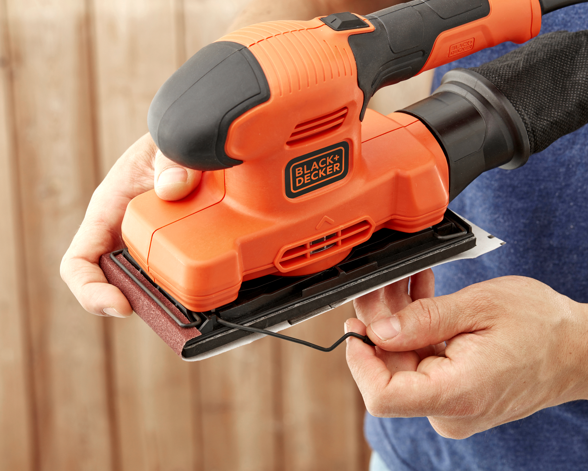 Lixadora vibratória BLACK + DECKER BEW 220-QS 150W - 4