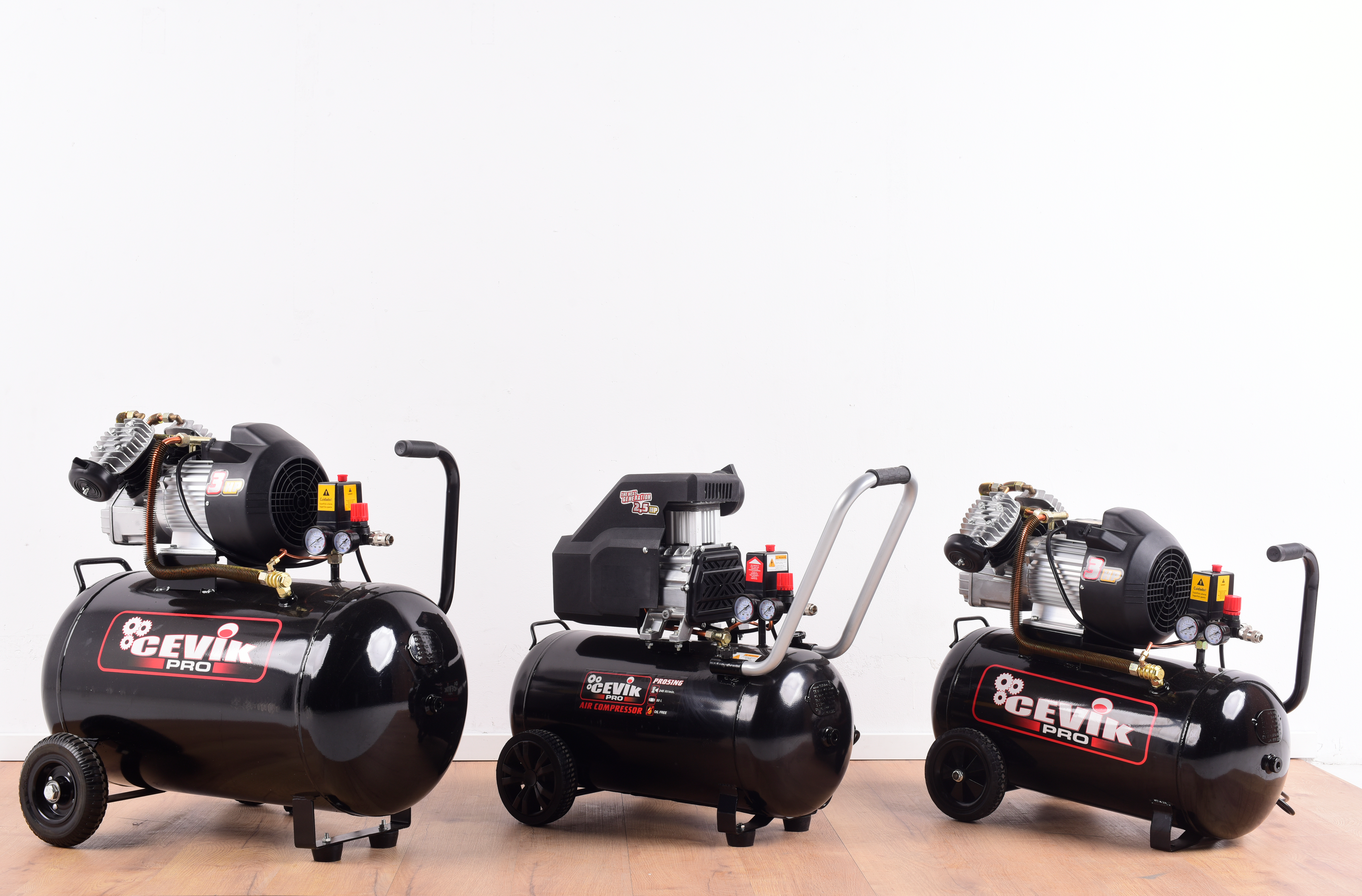 Compressor com óleo CEVIK PRO 100L 3CV - 4