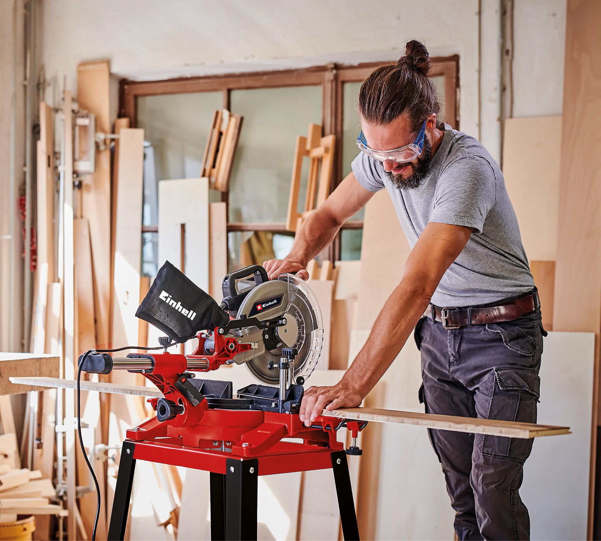 Ingletadora telescópica EINHELL BAN TC-SM 2531/2U - Potencia de 1900 W y disco 254 mm - 2