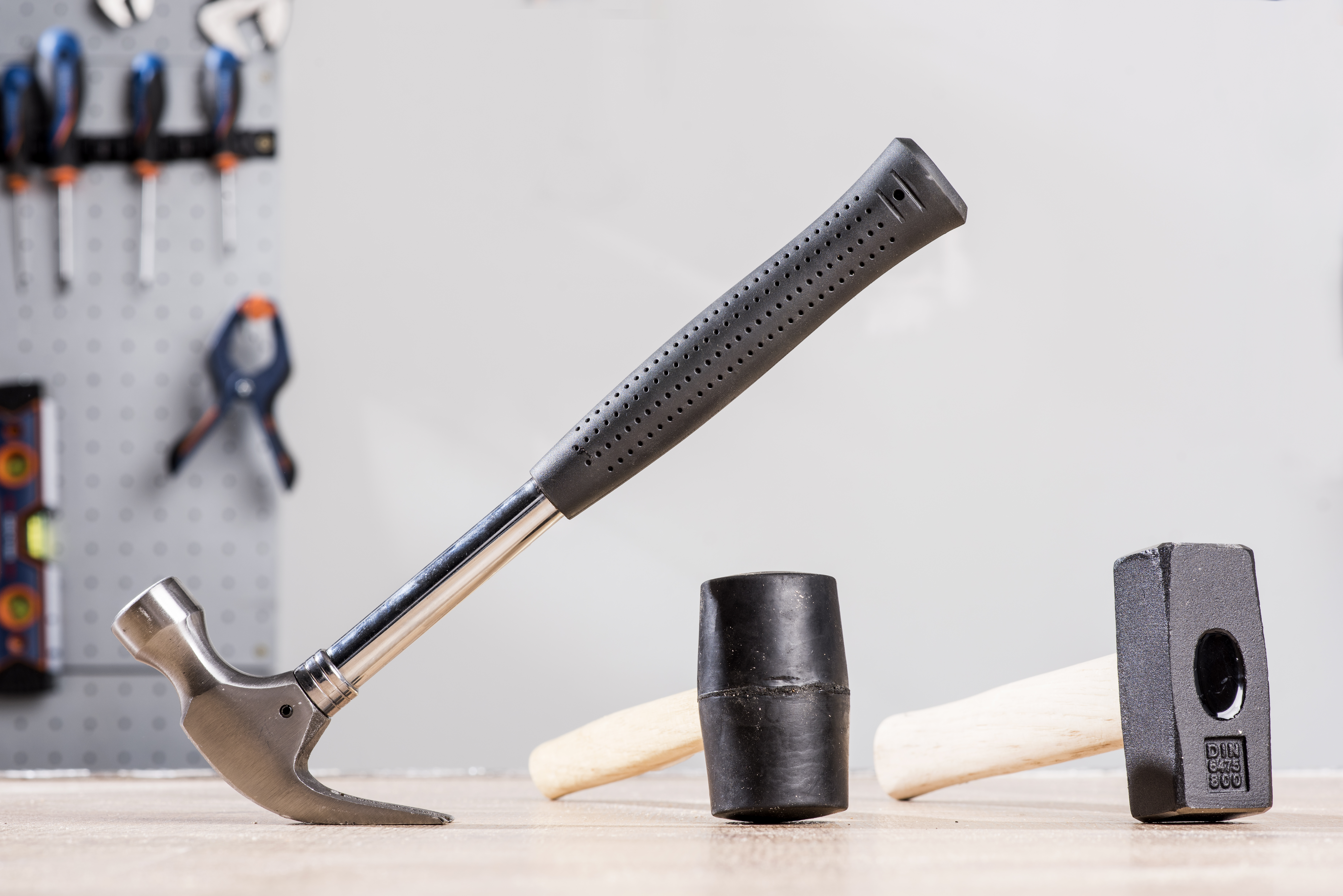 Martello per carpentiere peso della testa 450 gr manico in acciaio - 2