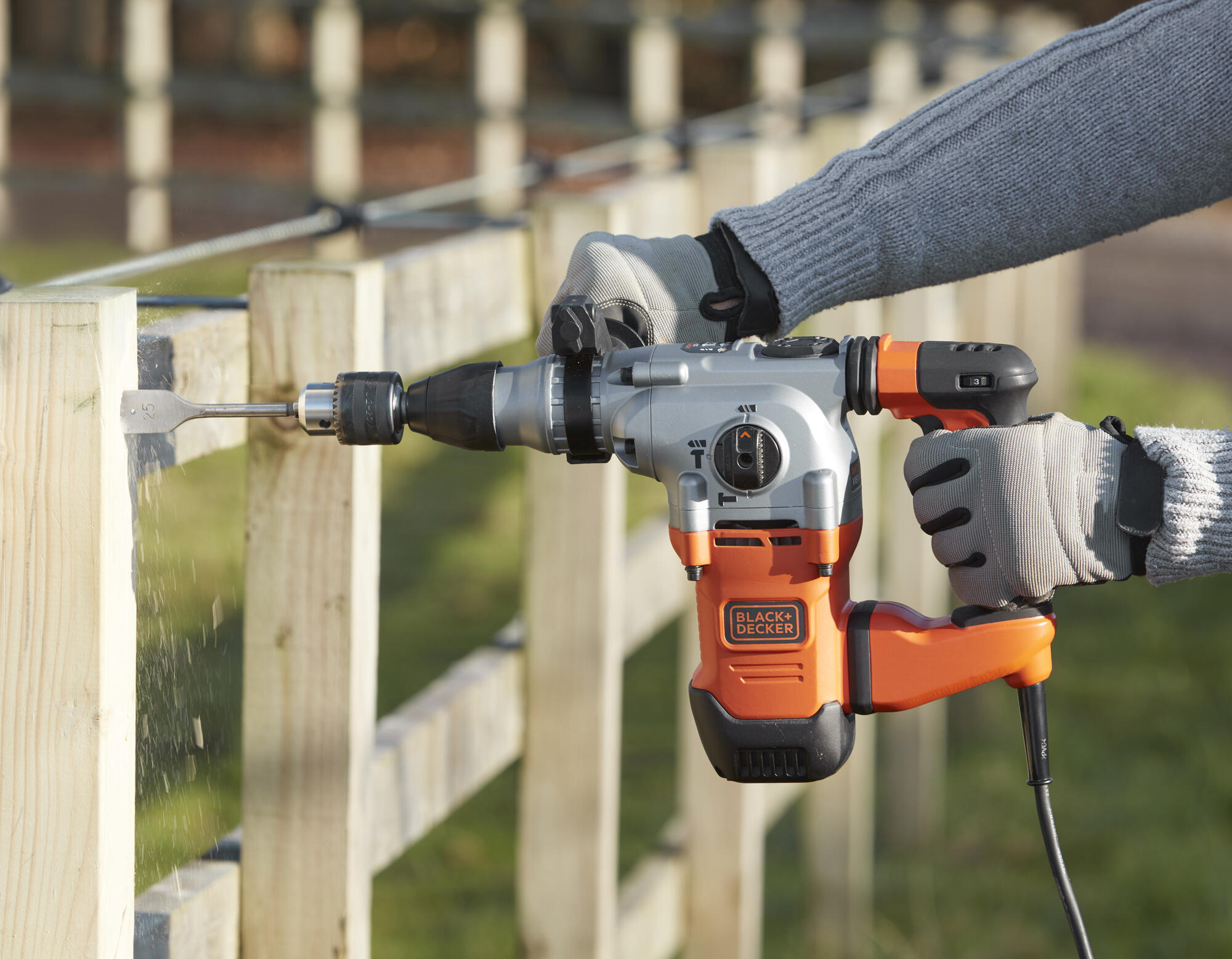 Martelo vertical com fios SDS Plus 1250 W 3.7 J Black + Decker BEHS03K-QS - 5