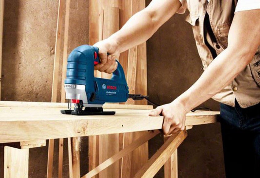 Serra tico-tico com fio 710 W  Bosch Professional GTS 8000E - 4