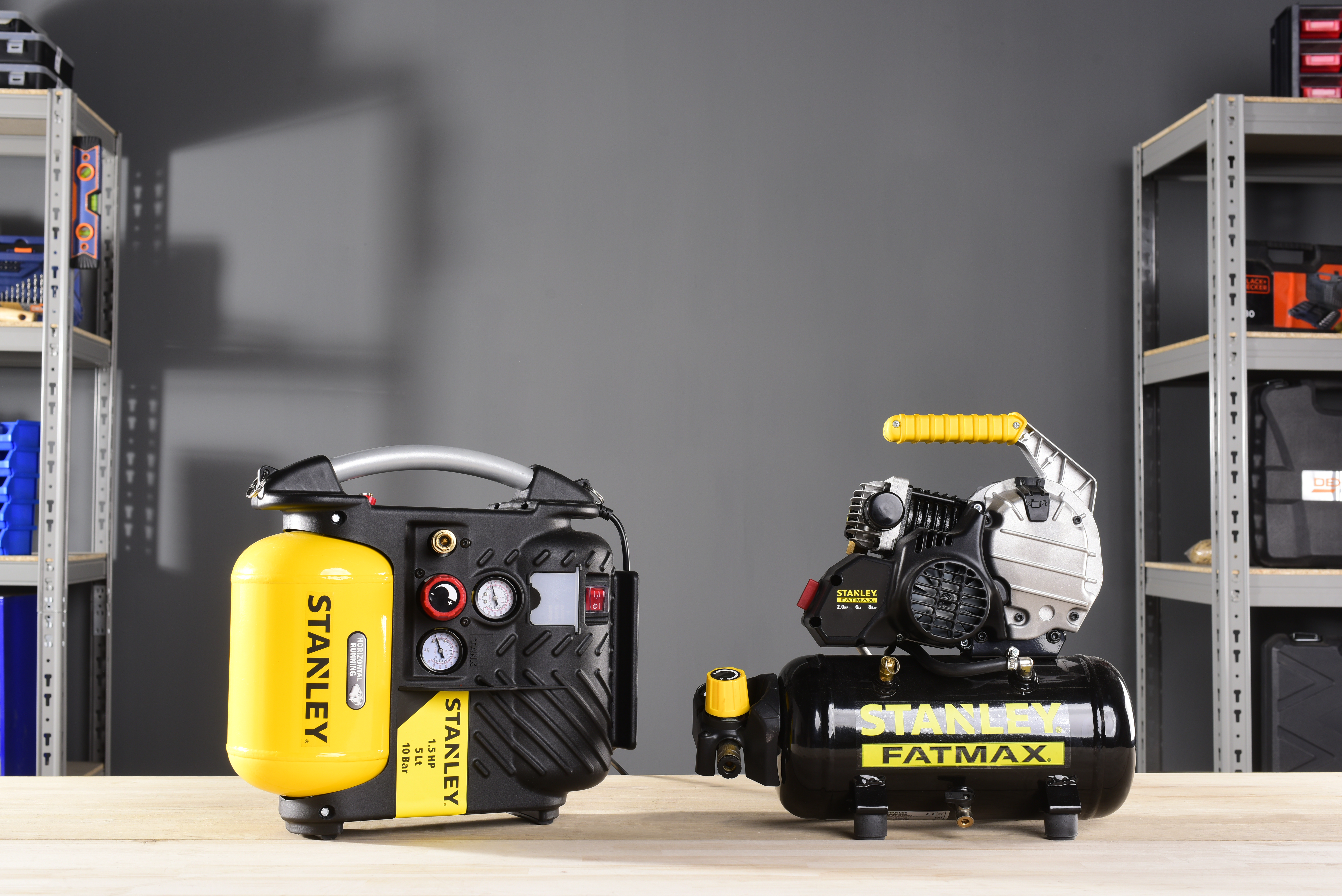 Compressor portátil 5 litros 1.5 cv 10 bar Stanley Airboss DN200/10/5 - 4