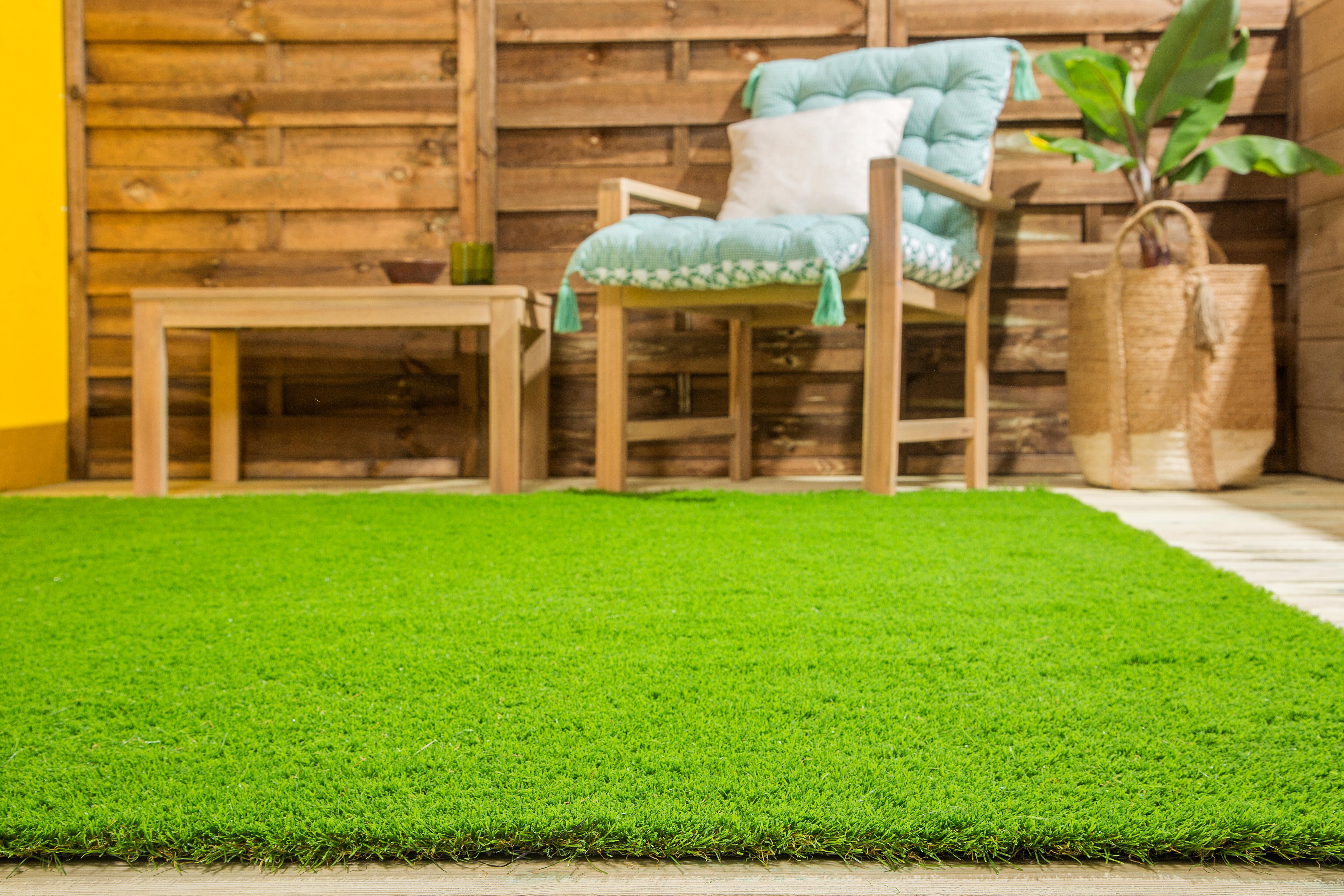 Rolo de relva artificial XAMANEK JEREZ 30MM 2X5M 17850 pontadas m2 e 11500 DTex - 5